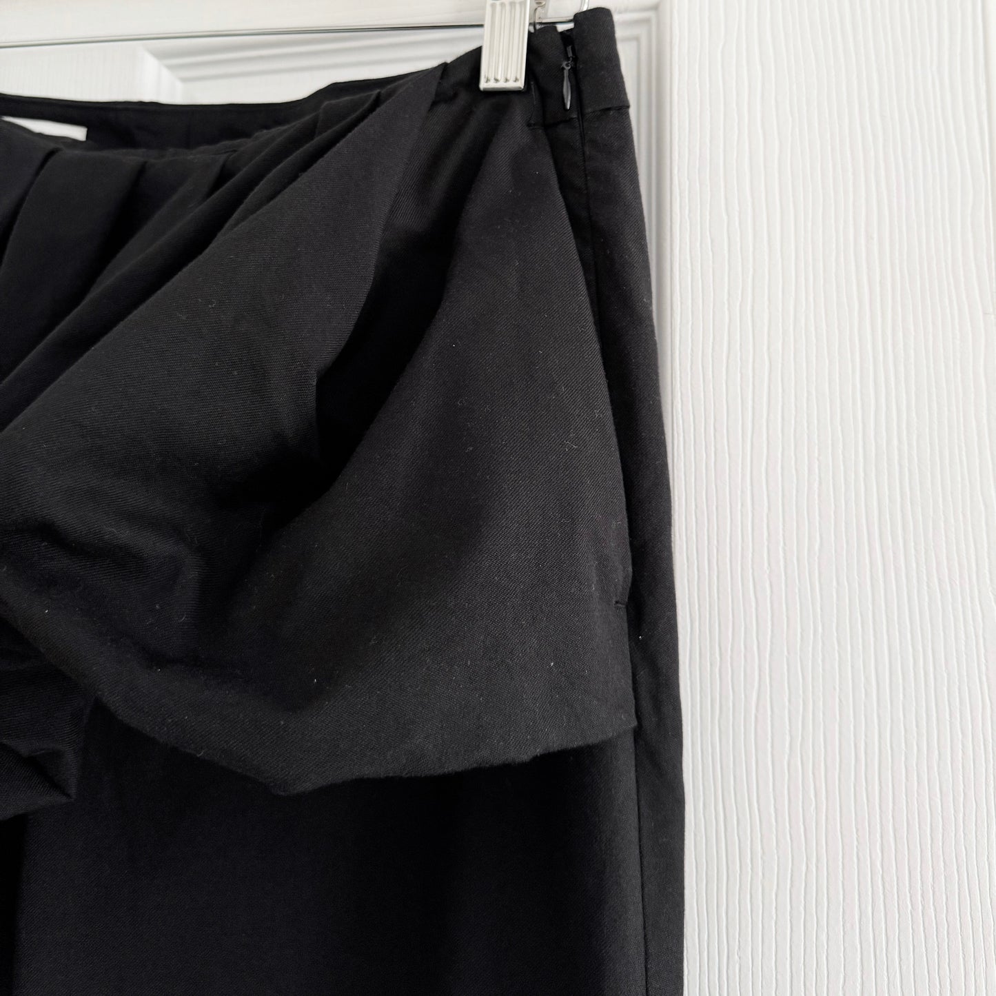 Dries Van Noten Peplum Pants in Black, size 38