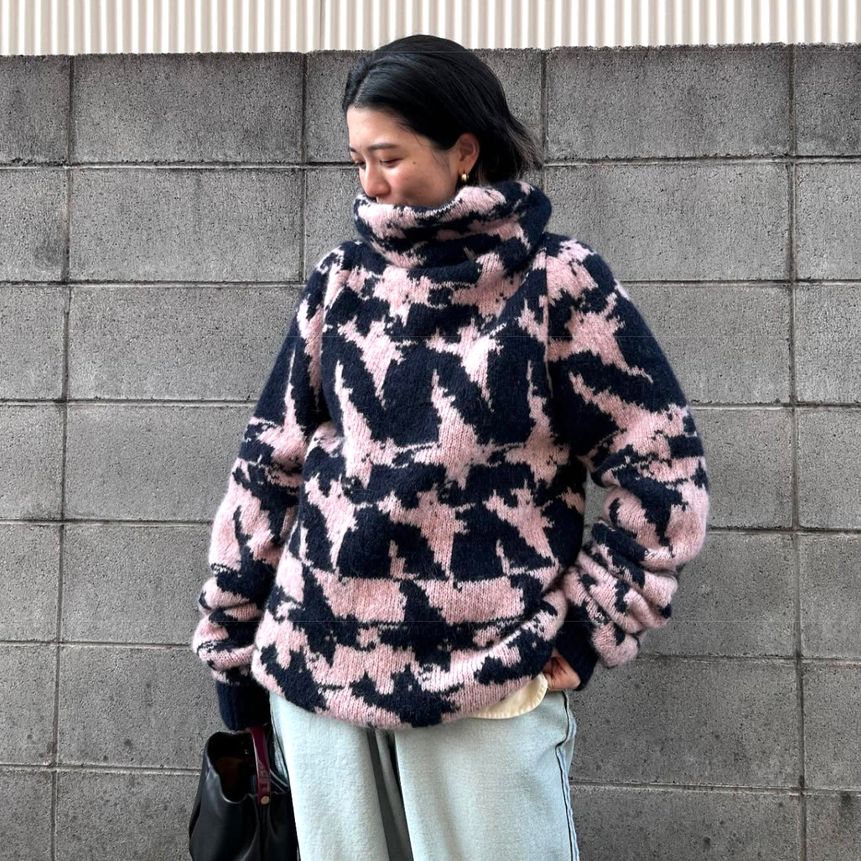 Dries Van Noten "Taiga" Printed Turtleneck in Pink/Navy, size Small