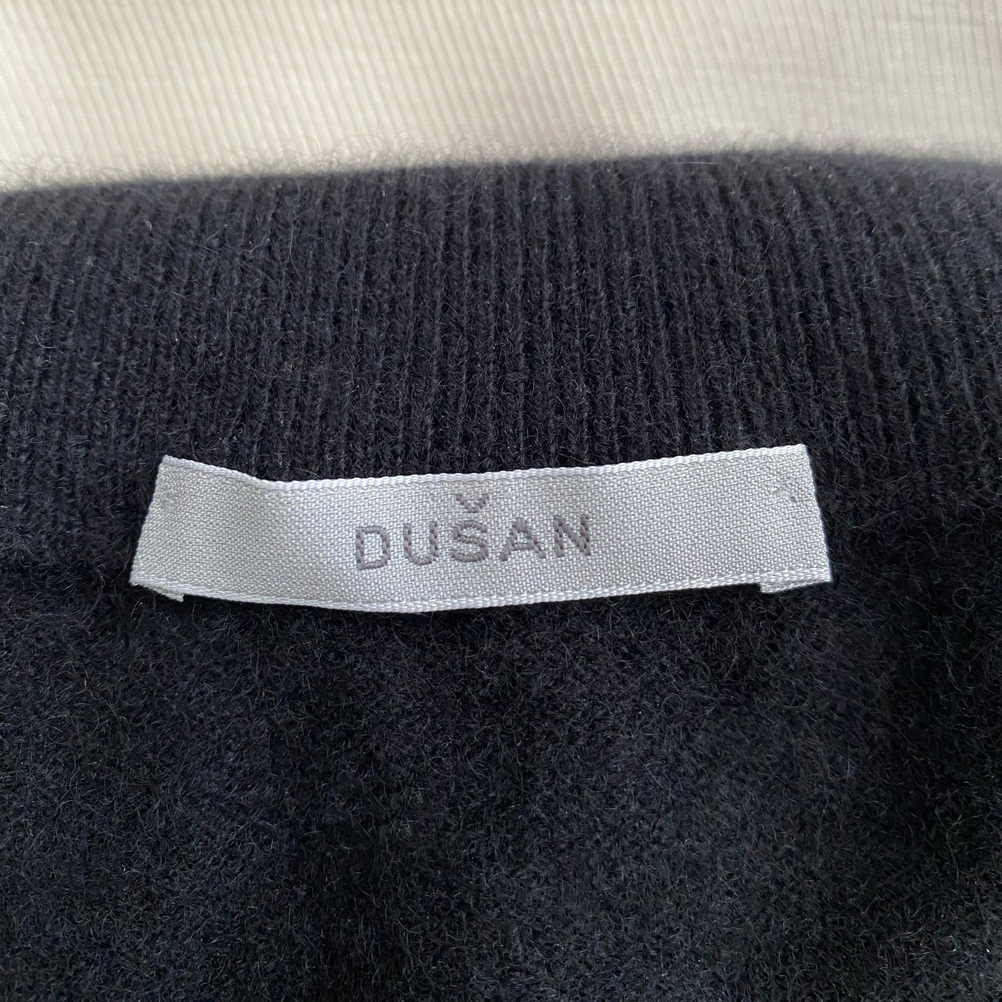 Dusan Boxy Cashmere Turtleneck in Black, size Small (fits roomy)