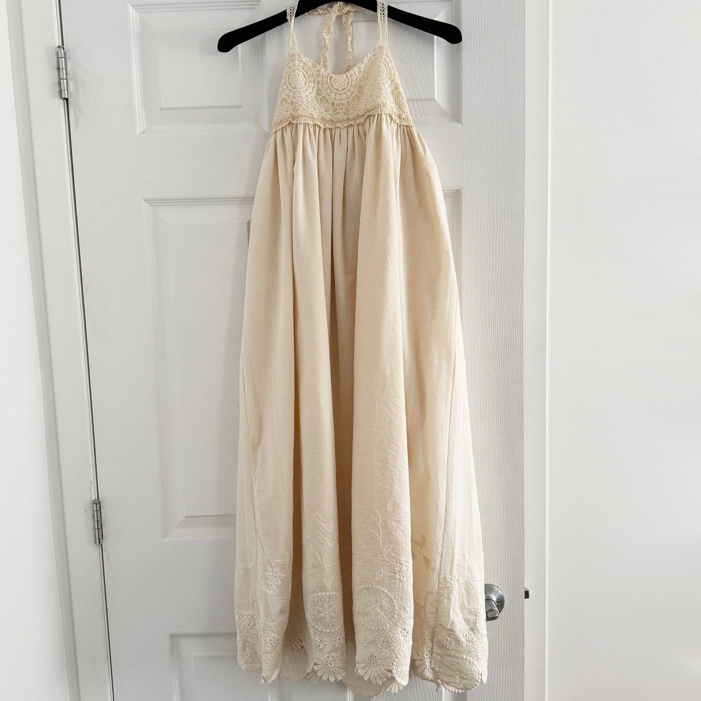 ** KIDS ** Elestory "Antique Lace" Halter Dress in Ivory, size 10/12 years