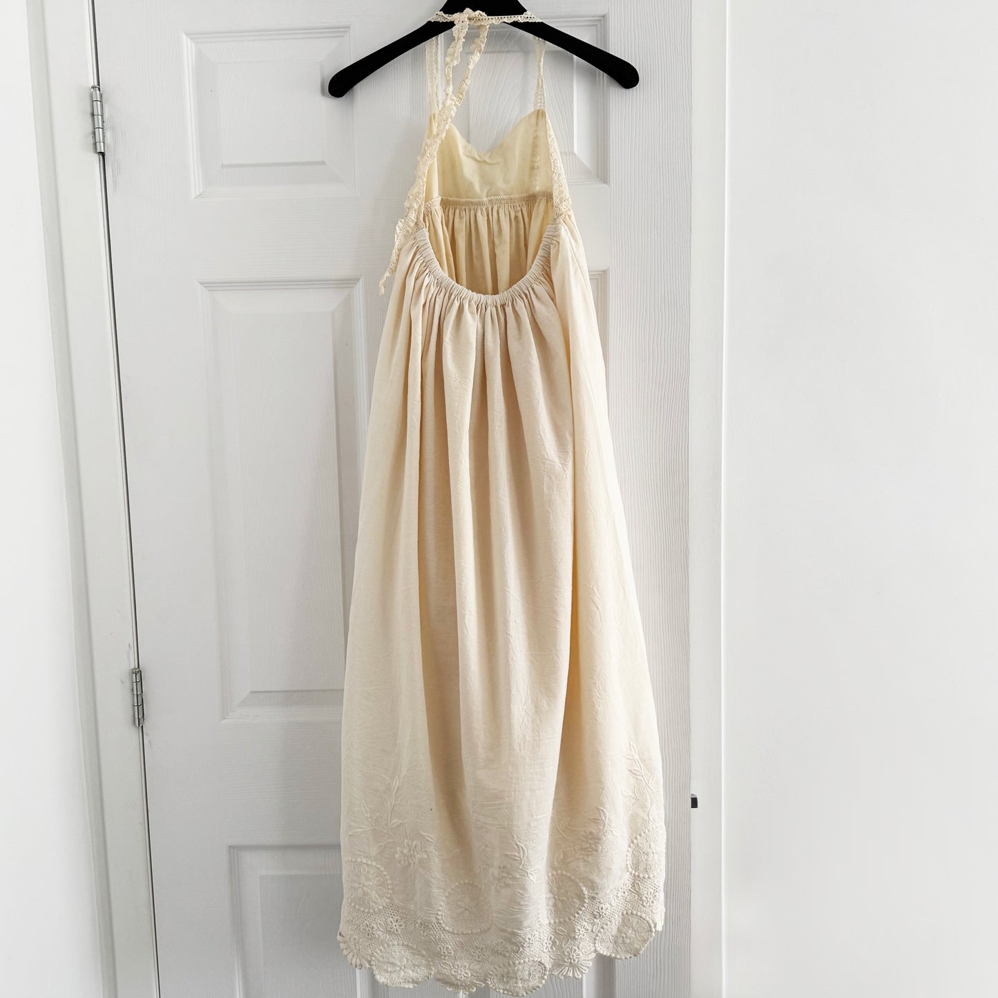 ** KIDS ** Elestory "Antique Lace" Halter Dress in Ivory, size 10/12 years