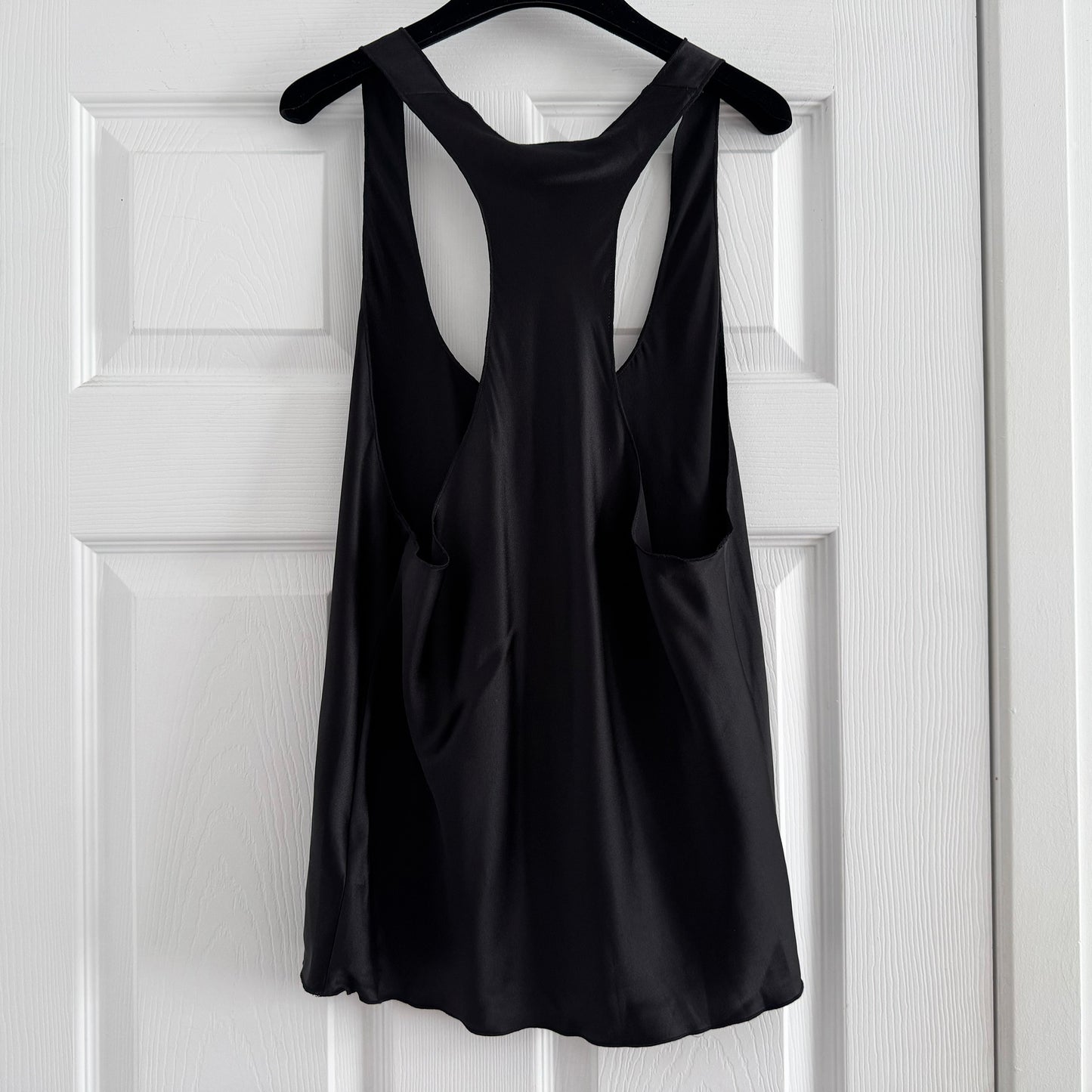 Eterne Silk Racerback Tank Top in Black, size Medium