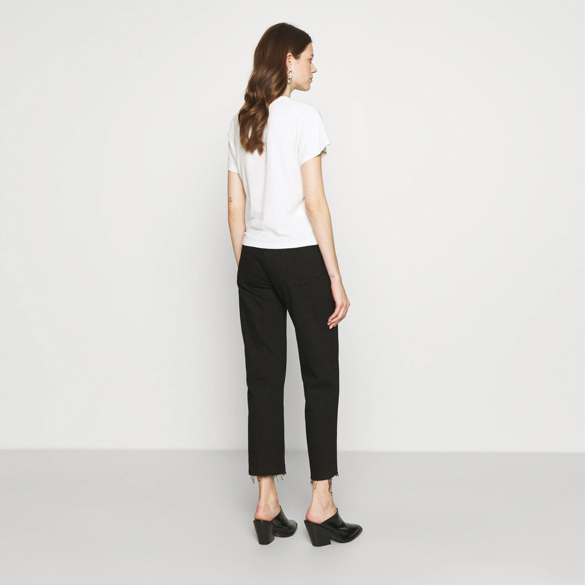 RE/DONE 70's Stove Pipe Jean in Black, size 32