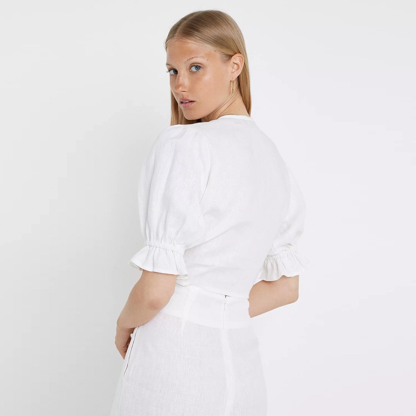 Faithfull the Brand "Jamais" Linen Tie Front Top in White, size 4