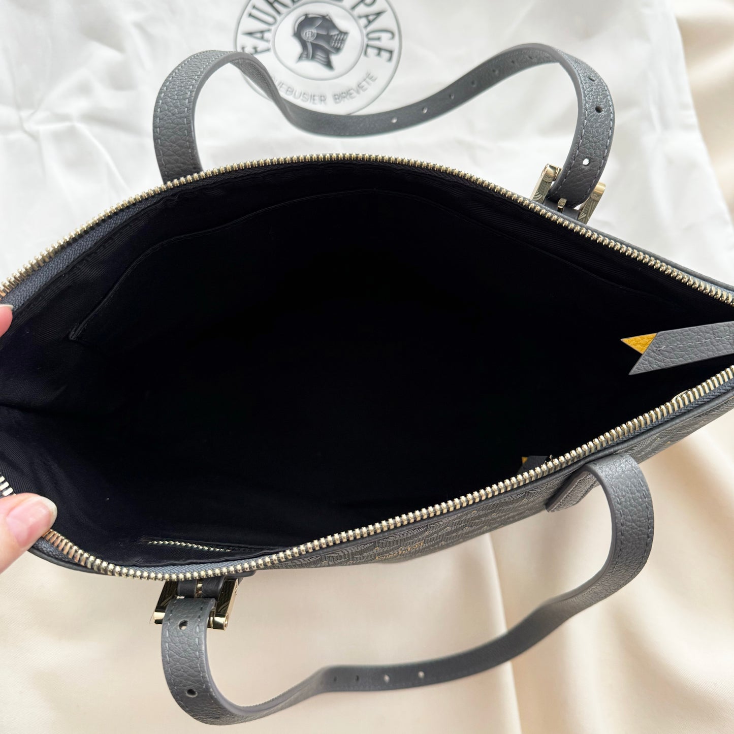 Fauré le Page "Daily Battle 27 w Zip" Tote in Grey