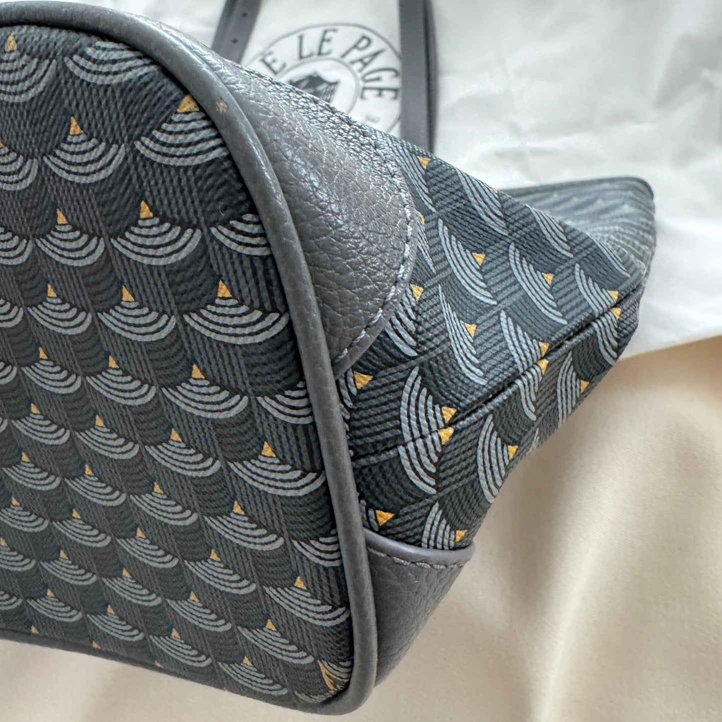 Fauré le Page "Daily Battle 27 w Zip" Tote in Grey