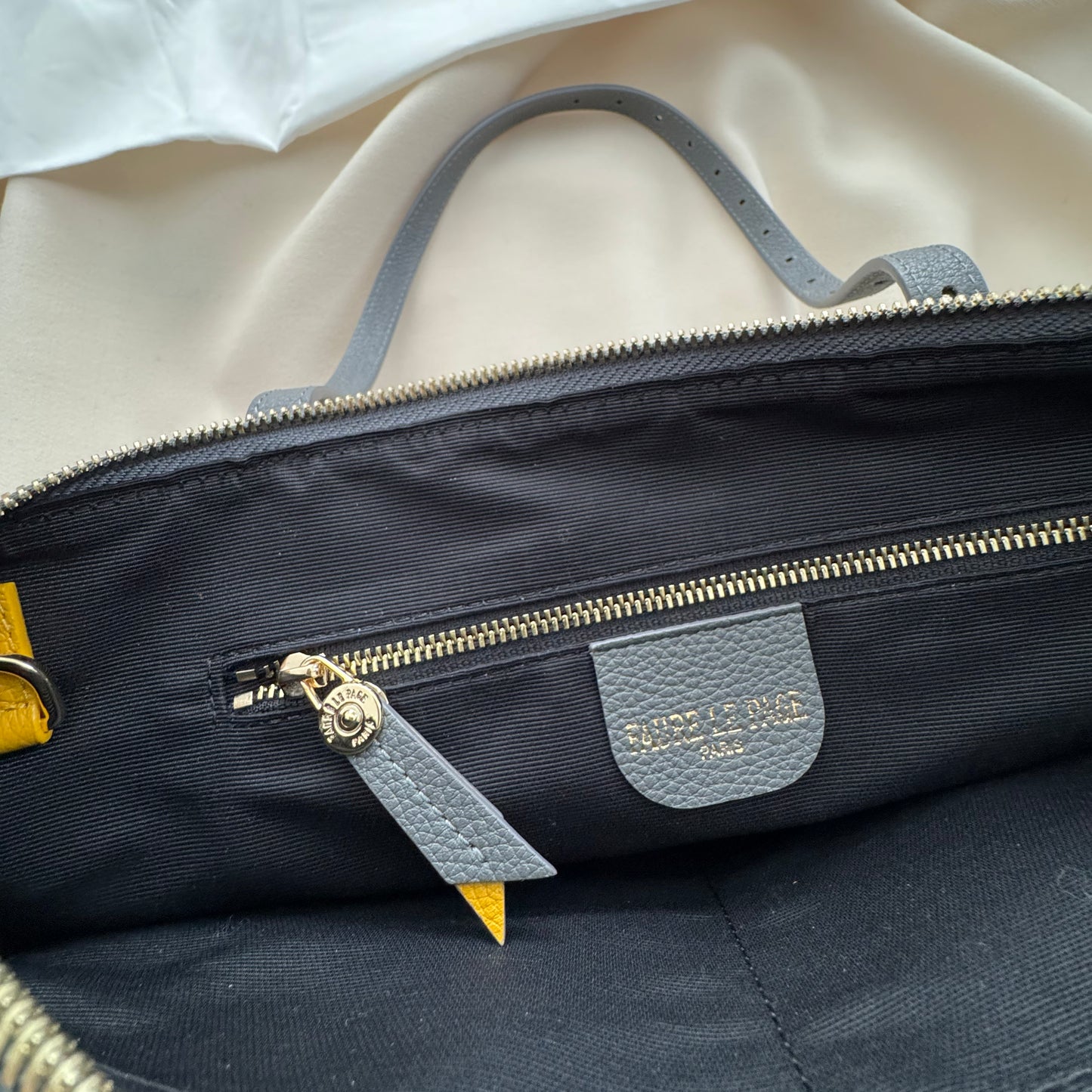 Fauré le Page "Daily Battle 27 w Zip" Tote in Grey