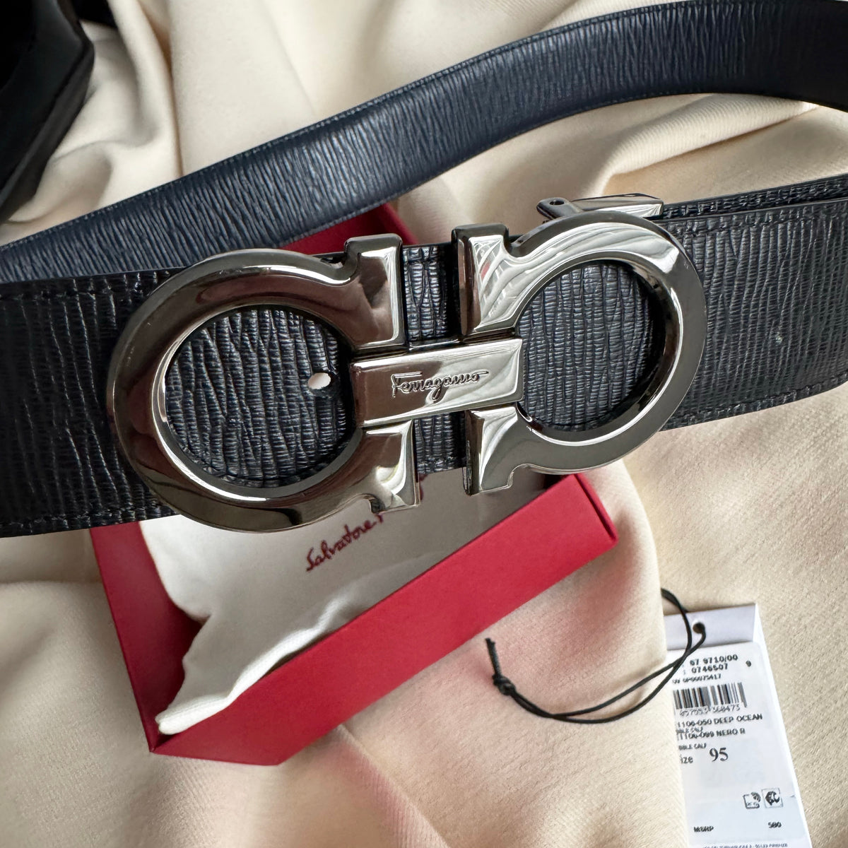Ferragamo "Gancini" Belt in Black/Navy, size 95cm