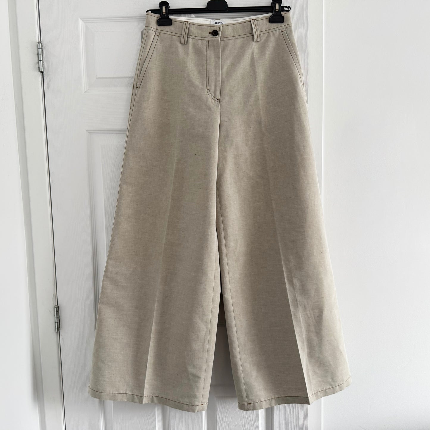 Filippa K "Bella" Mariner Trousers in Beige/Taupe, size 38 (size 6)
