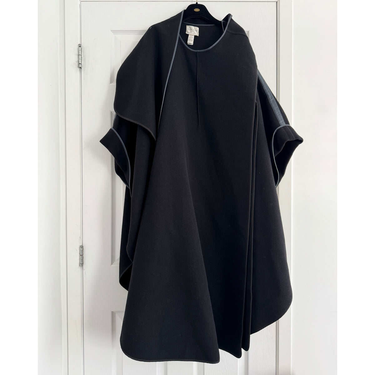 Forte_Forte Wool Cape in Black, One size Only