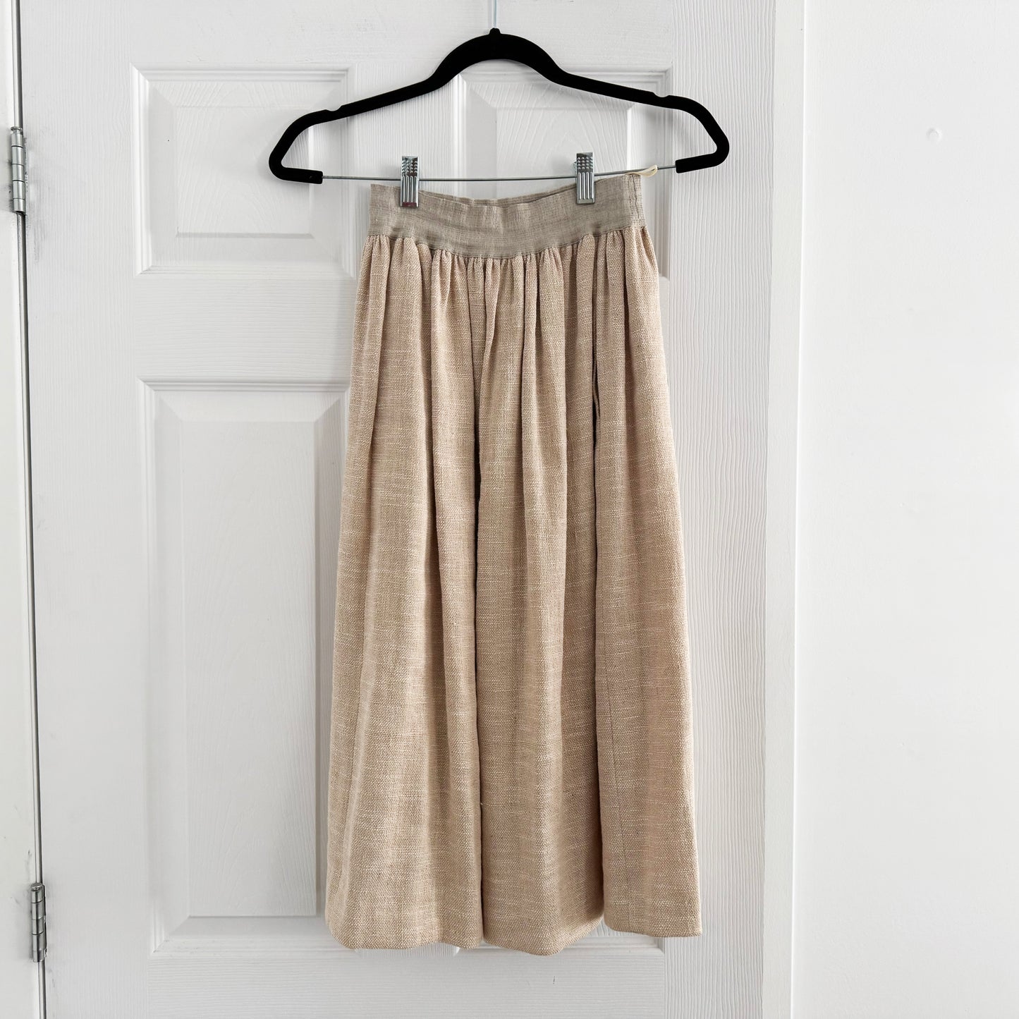 Forte.Forte Linen Skirt in Beige, size "II" (fits anyone in the S-M range)