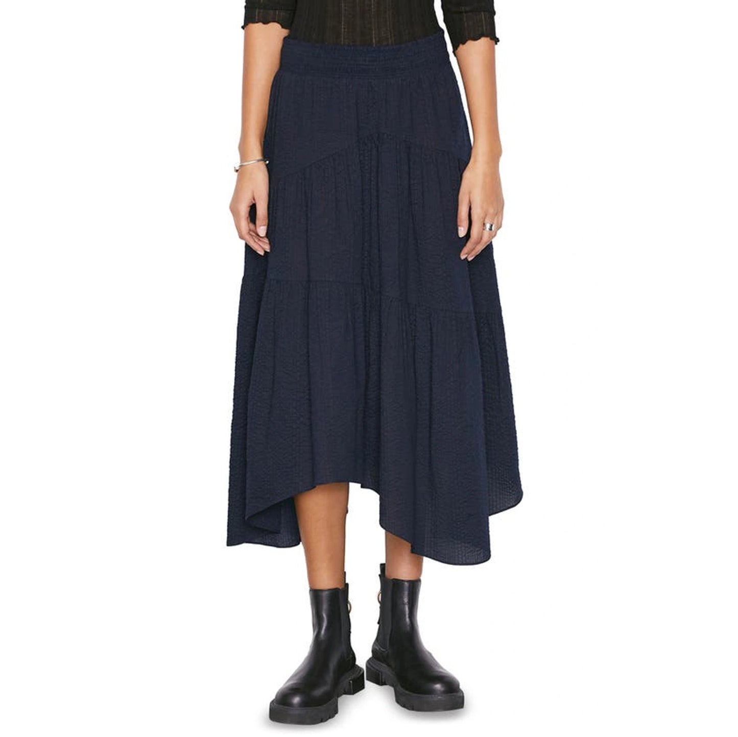 Frame Gathered Seam Seersucker Skirt in Navy, size Small