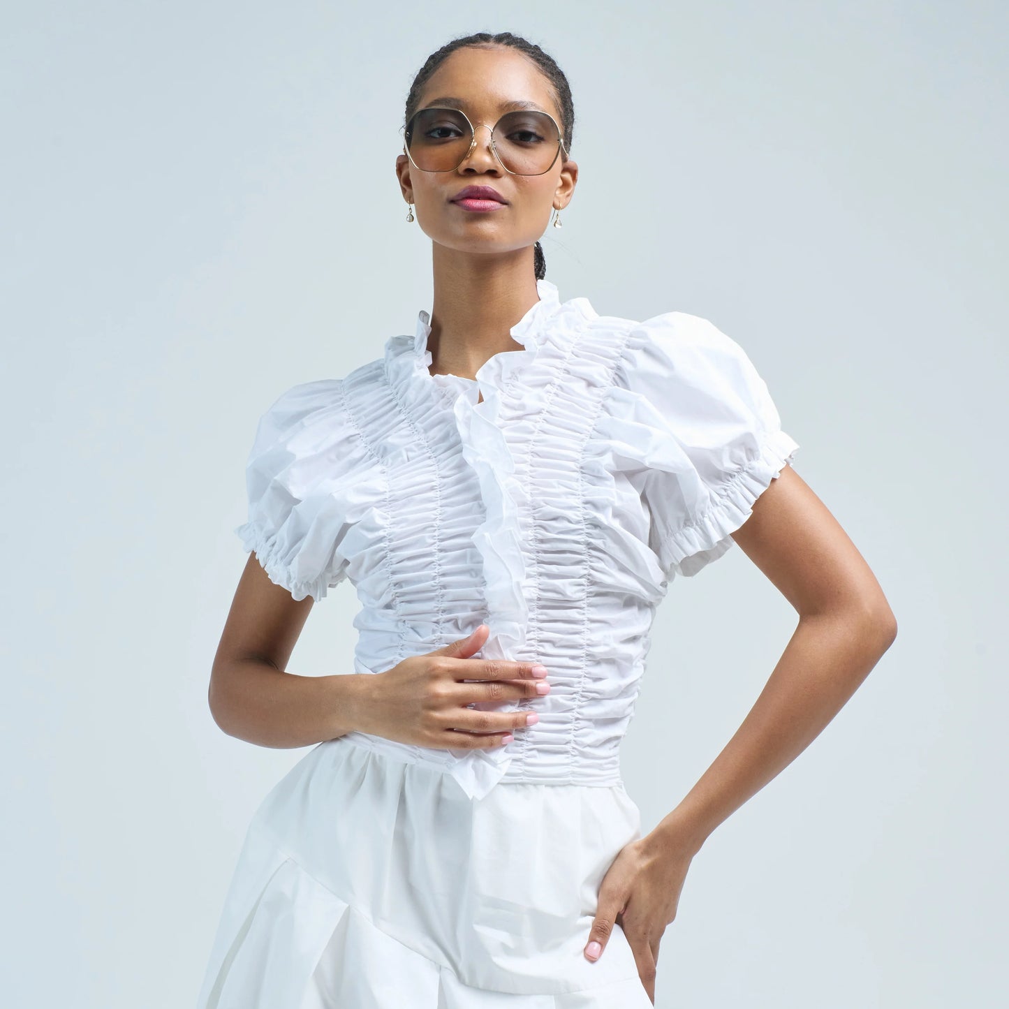 Lee Mathews "Frida" Gathered Top in White, size "2" (Medium)