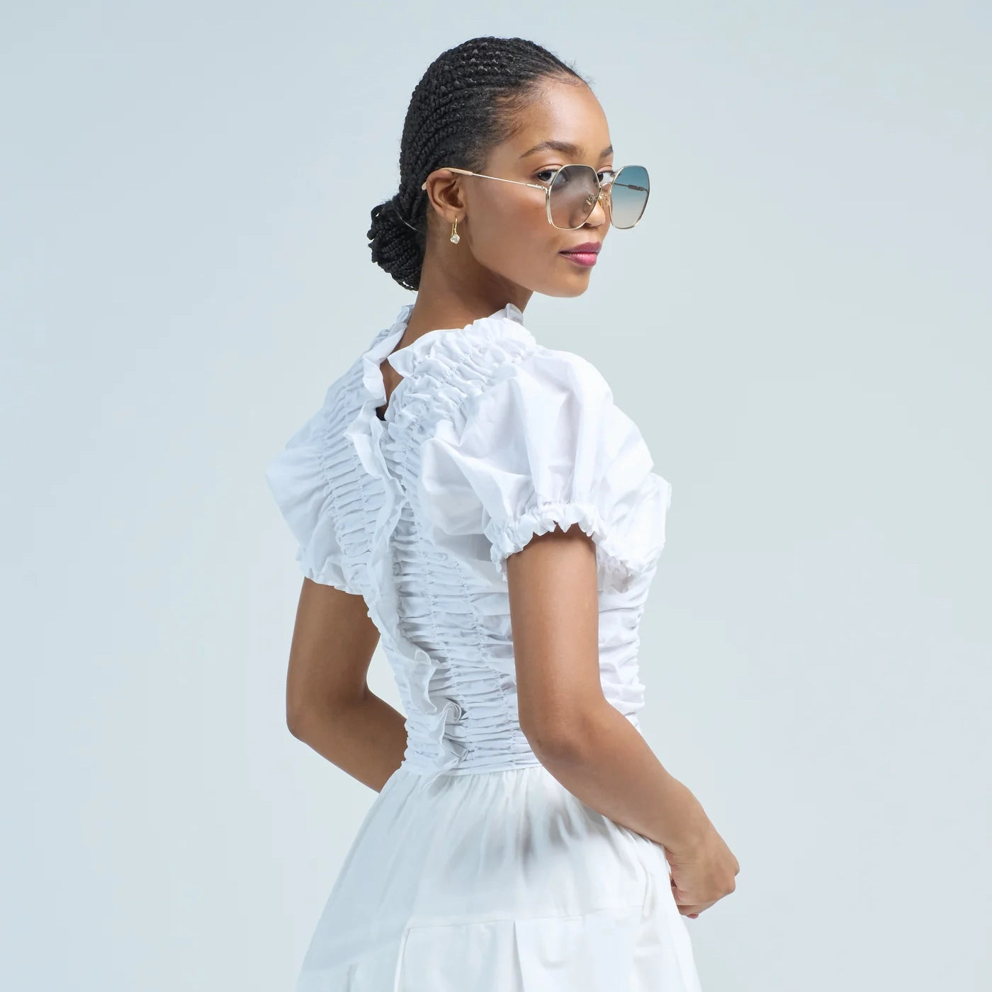 Lee Mathews "Frida" Gathered Top in White, size "2" (Medium)