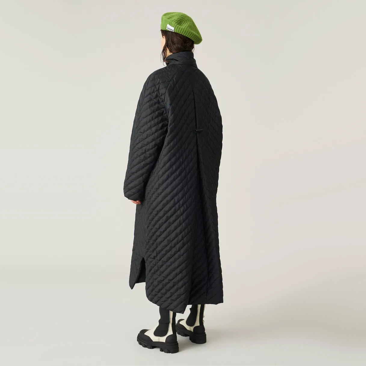 Ganni Quilted Ripstop jacket in Black, size 40 (size L-XL)