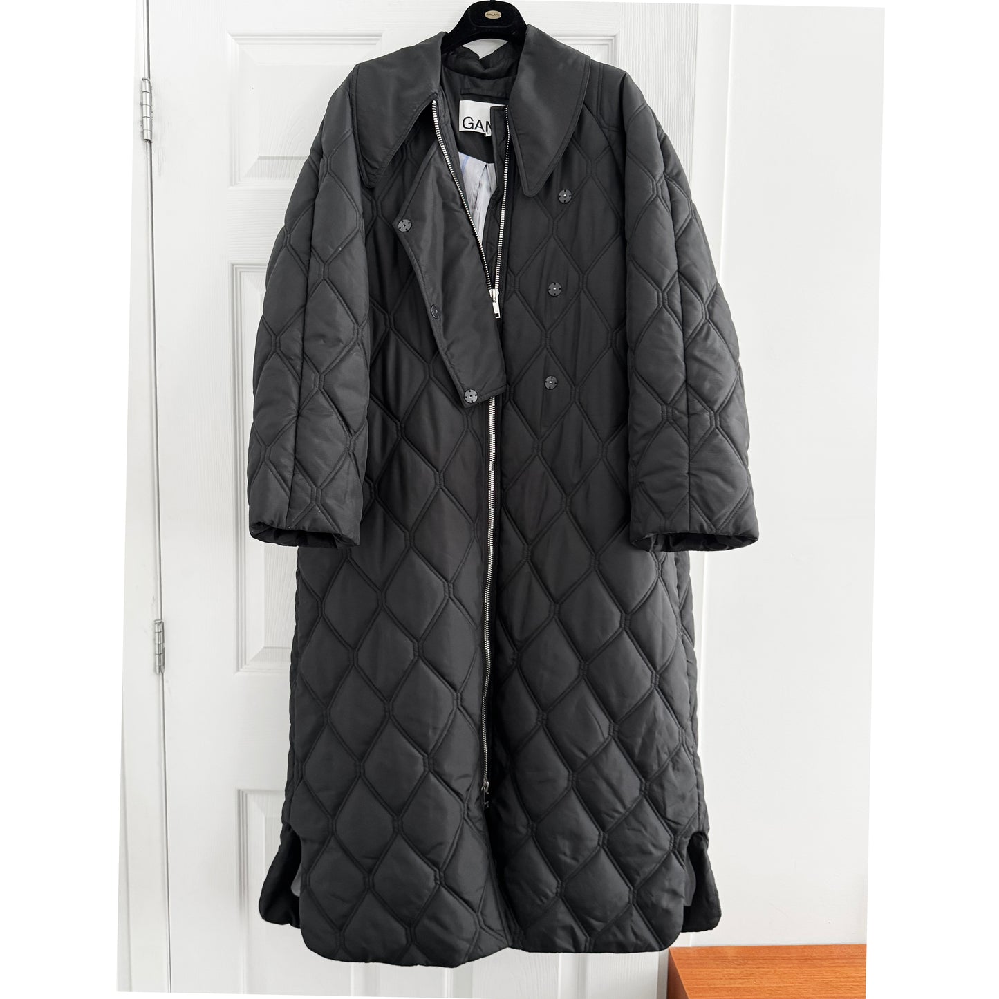 Ganni Quilted jacket in Black, size 36