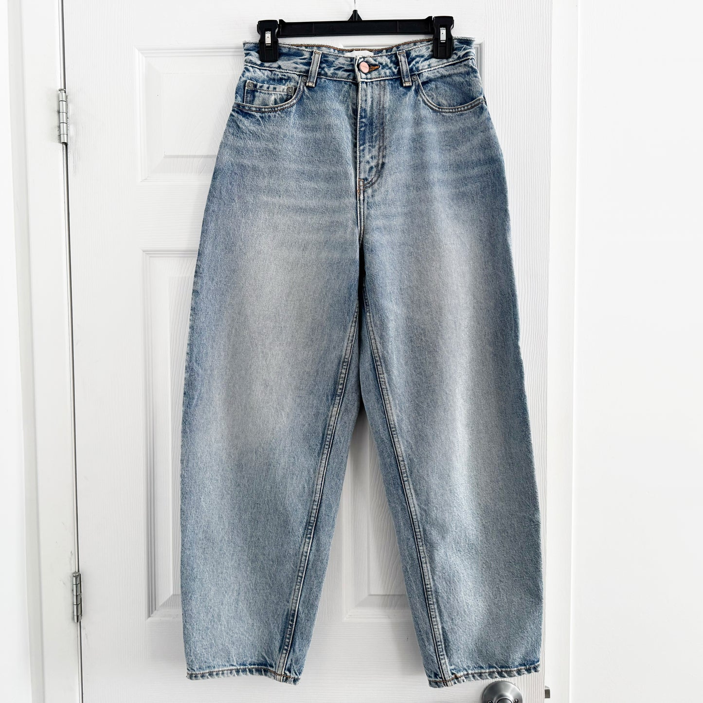 Ganni "Stary" Jeans in Blue, size 27