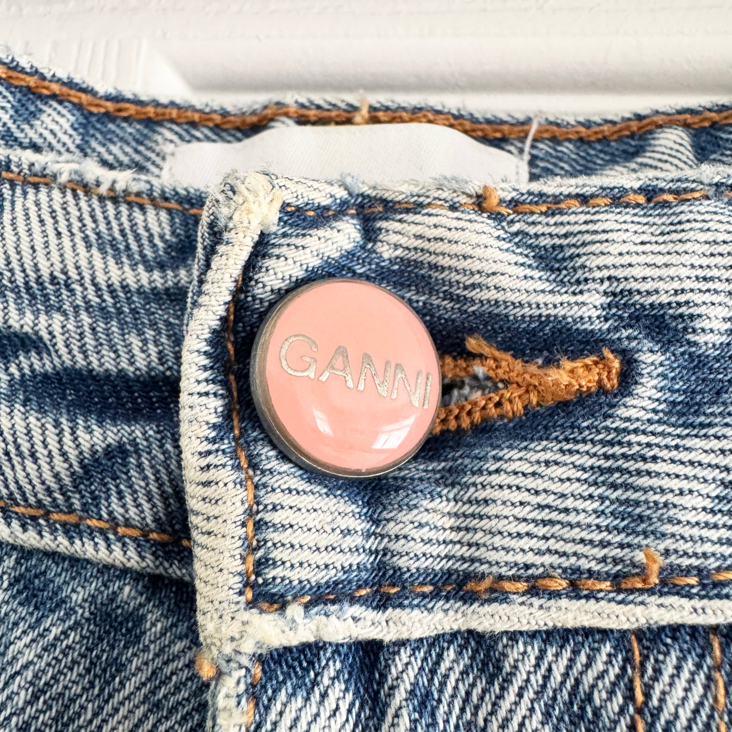 Ganni "Stary" Jeans in Blue, size 27