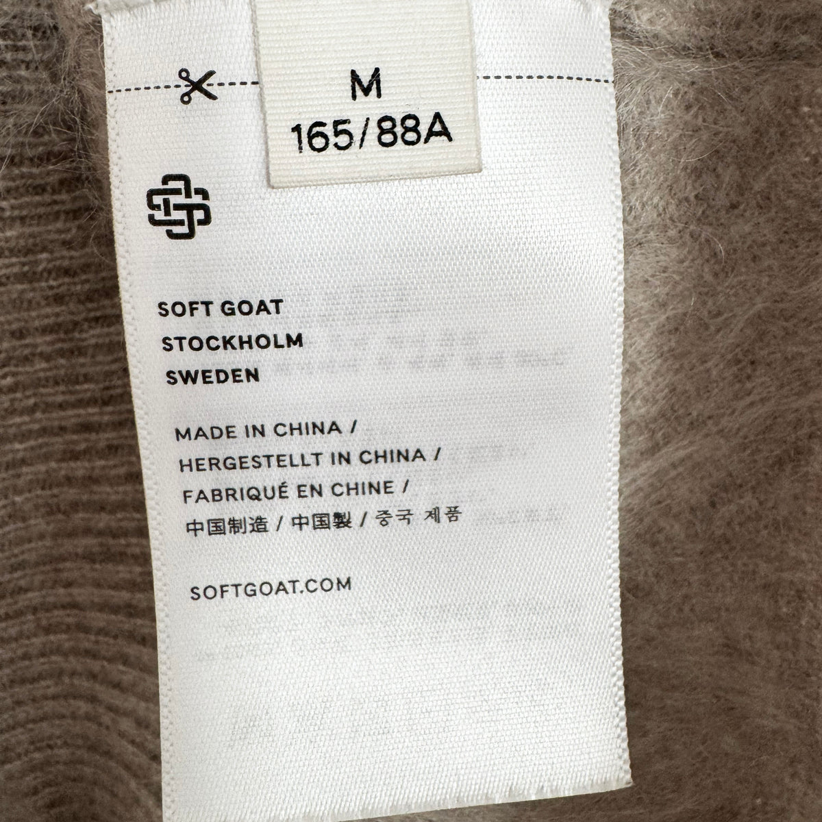 Soft Goat Short Sleeve Brushed Cashmere Sweater in Grey/Beige, size Medium