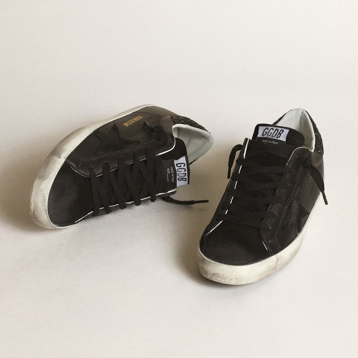 Golden Goose Superstar Classic Sneaker in Black, size 38
