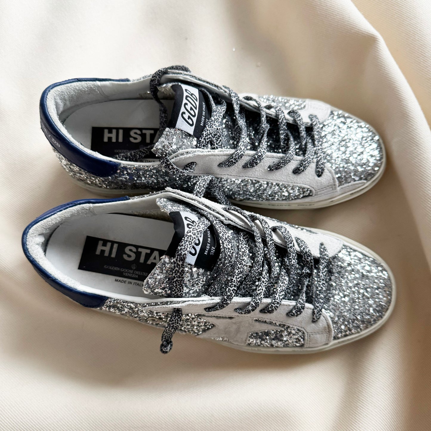 Golden Goose "Hi-Star" Sneaker in Silver Glitter, size 39