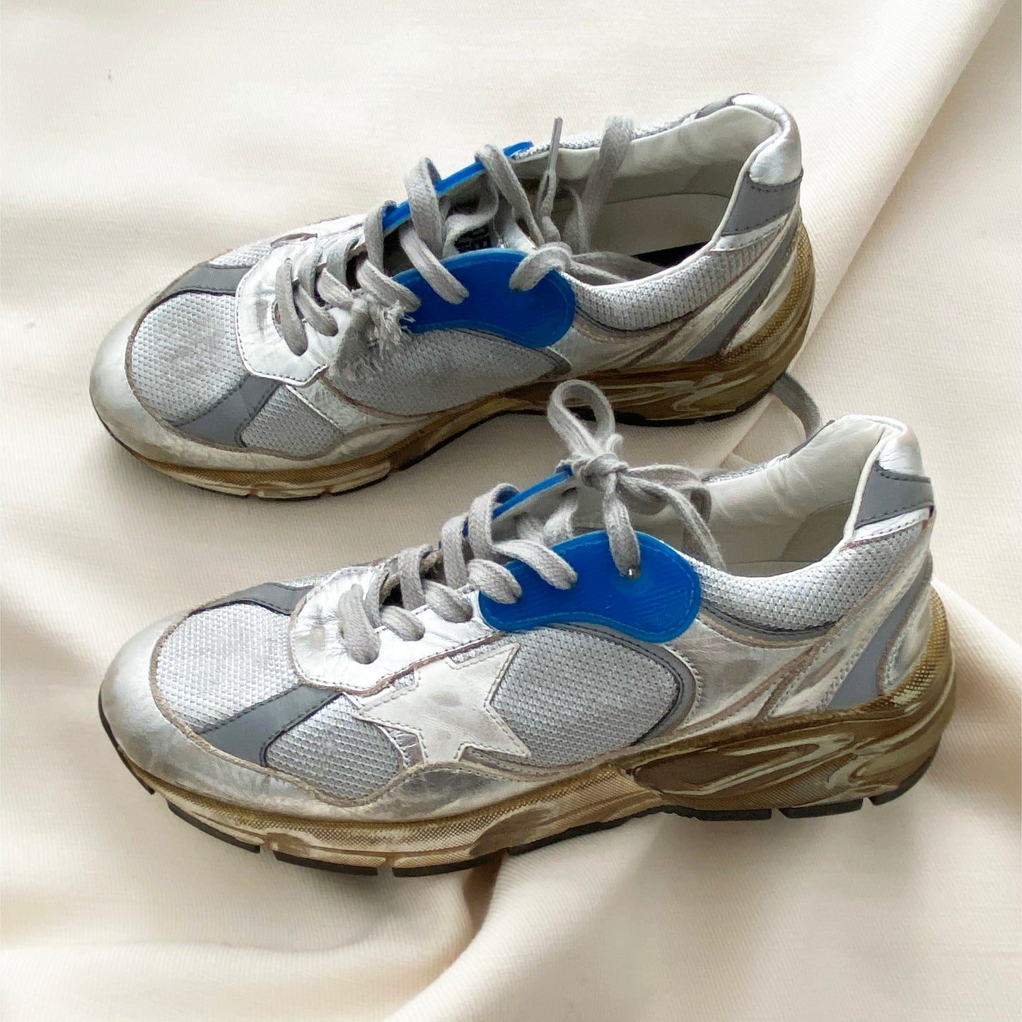 Golden Goose Dad Star Sneaker in Silver/Blue, size 38