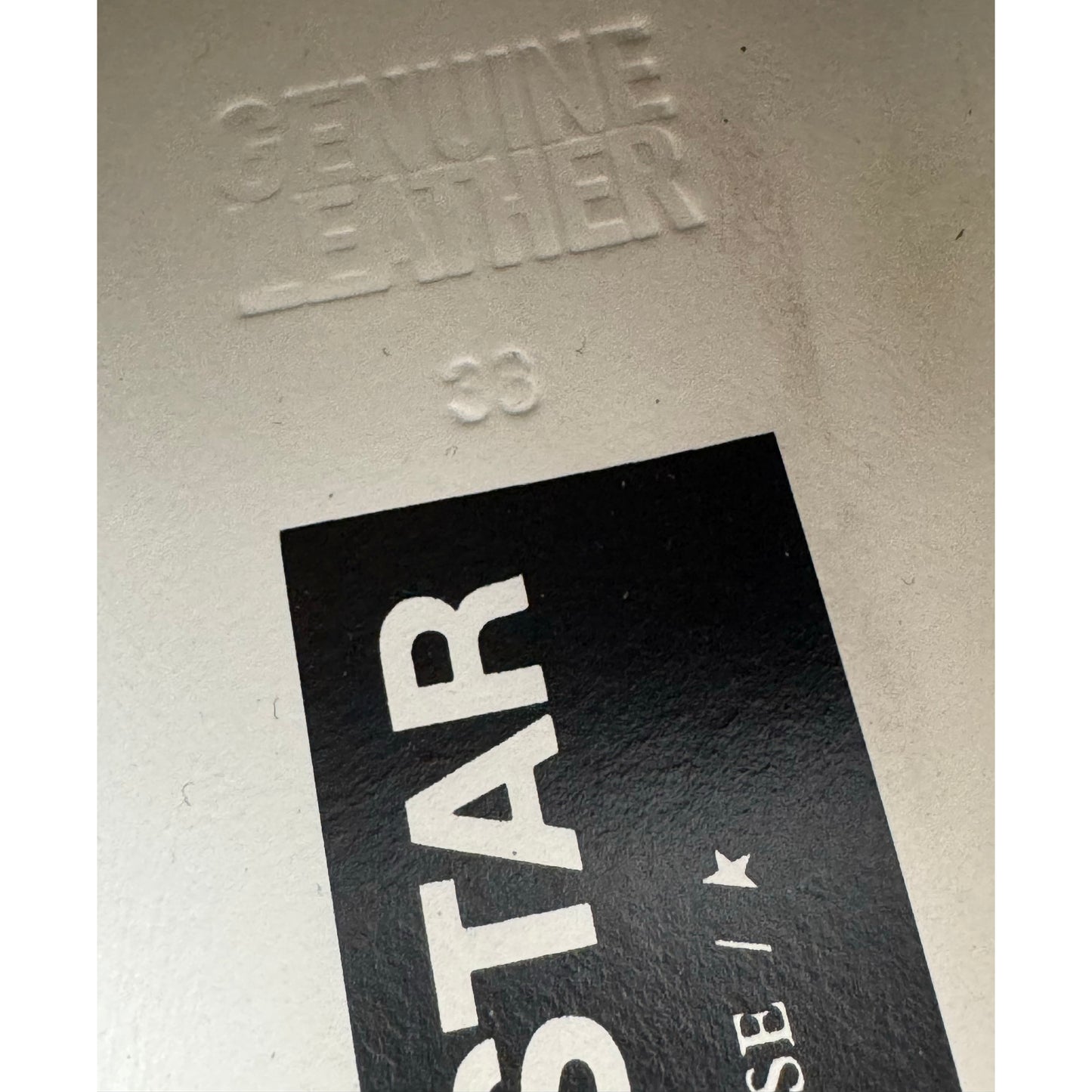 Golden Goose Superstar Classic Sneaker in Black, size 38