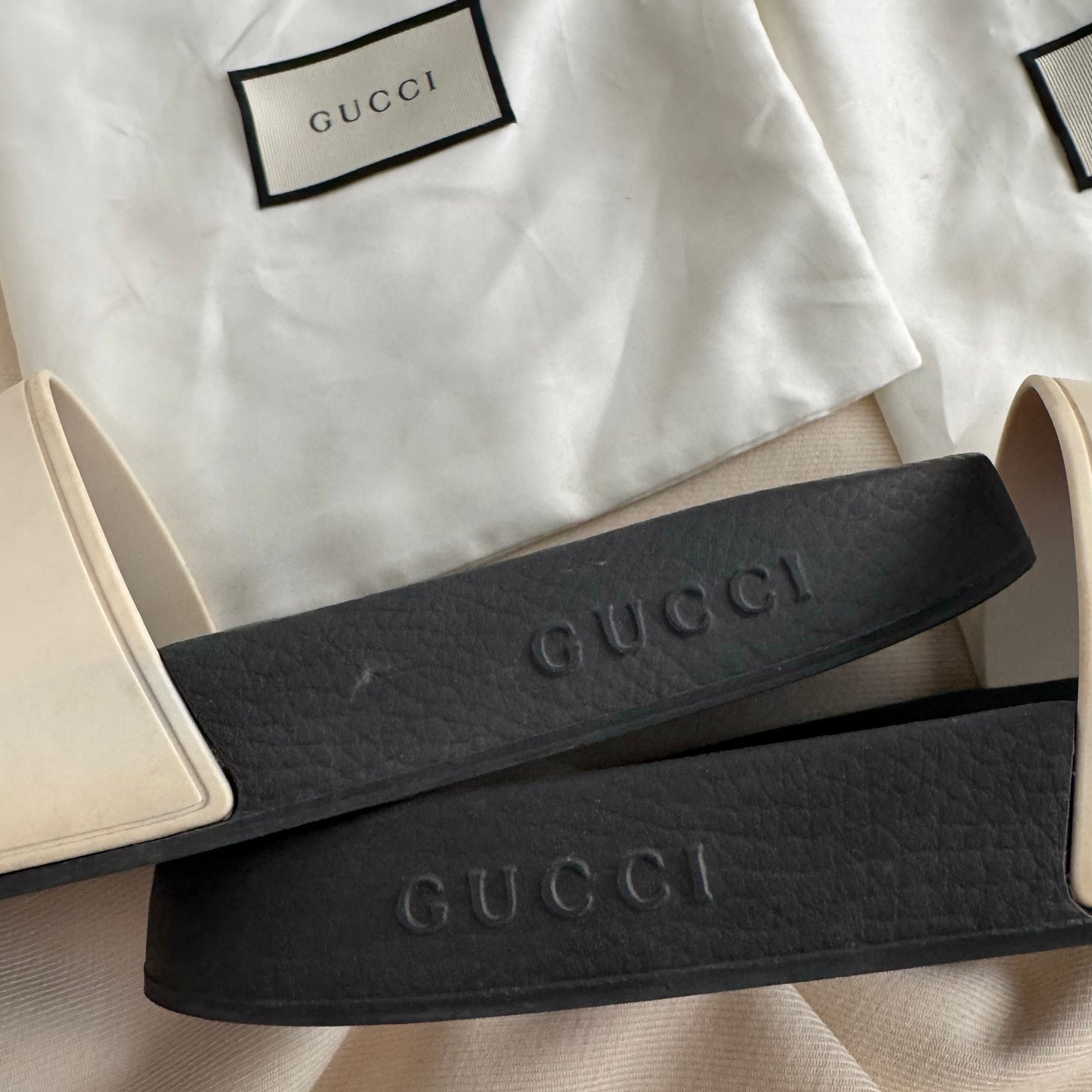 ** MENS ** GUCCI Pursuit Rubber Slides, size 14