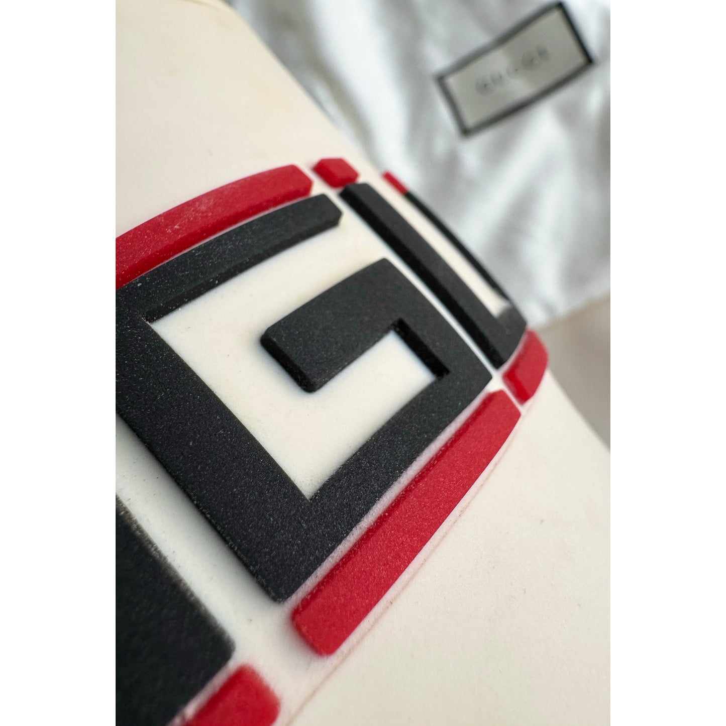 ** MENS ** GUCCI Pursuit Rubber Slides, size 14