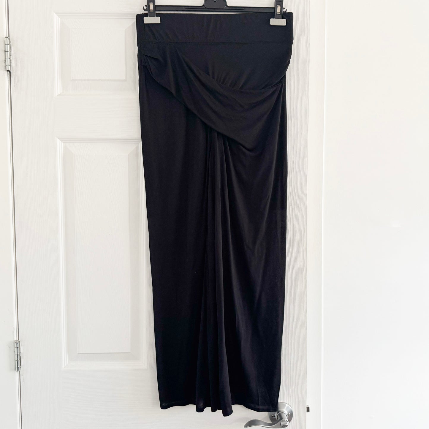 Helmut Lang "Entity" Tencel Jersey Skirt in Black, size Medium
