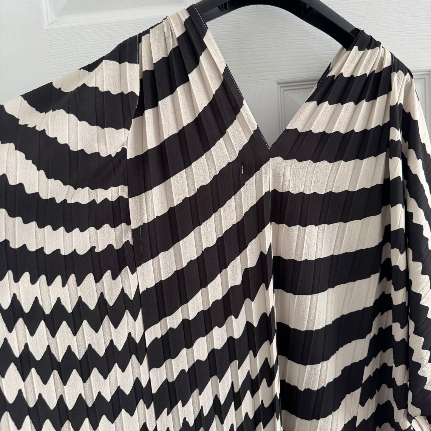 Henrik Vibskov "Jelly" Cutout Shoulder Pleated Dress, size XS/S (Fits anywhere up to XXL).