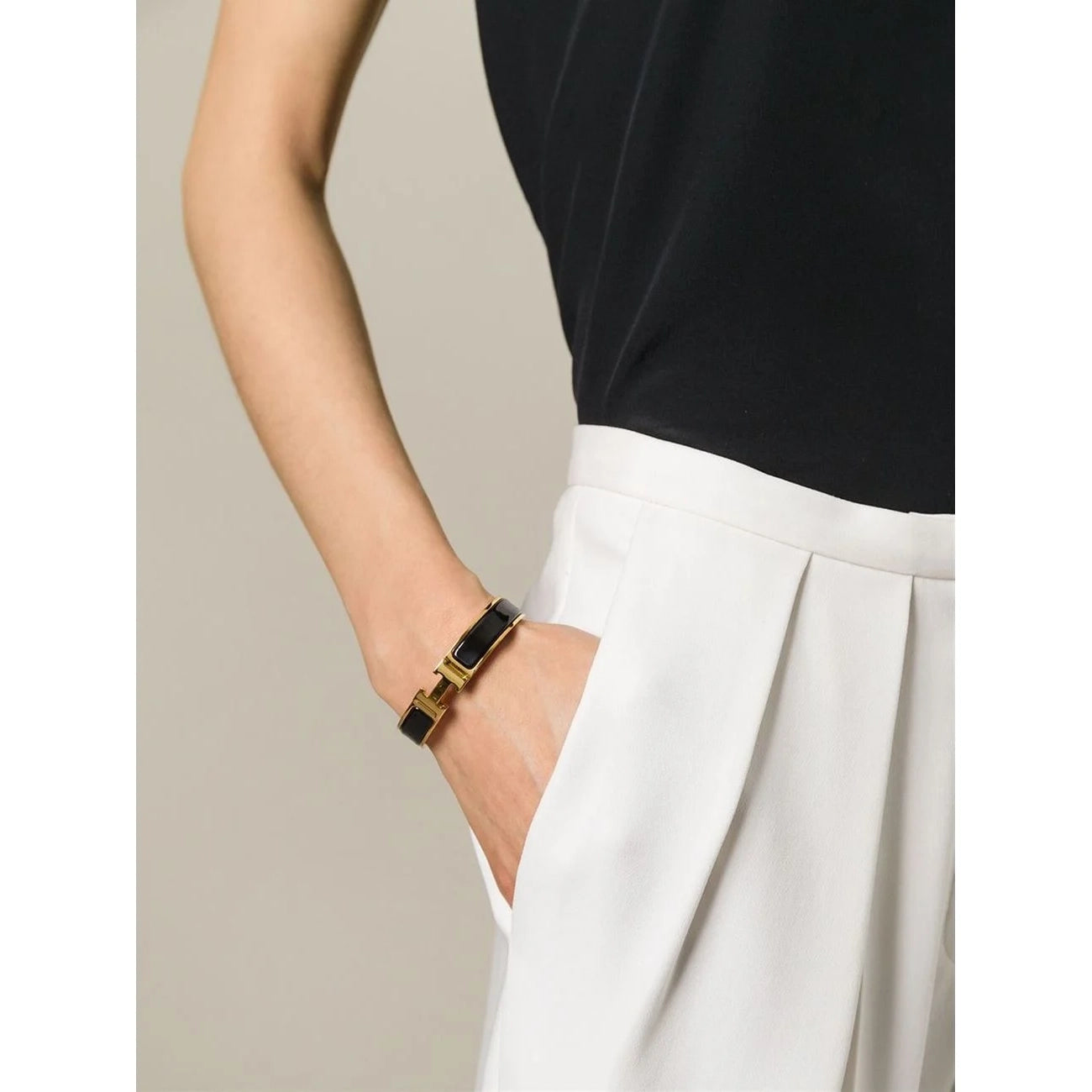 Hermes Clic-H Bracelet in Black, GM