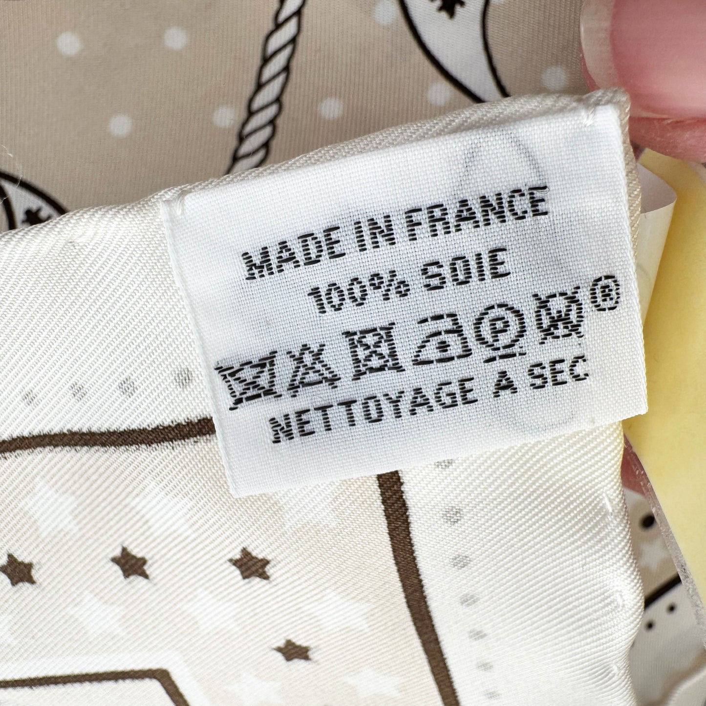 Hermes Le Rodeo des Fruits bandana 55