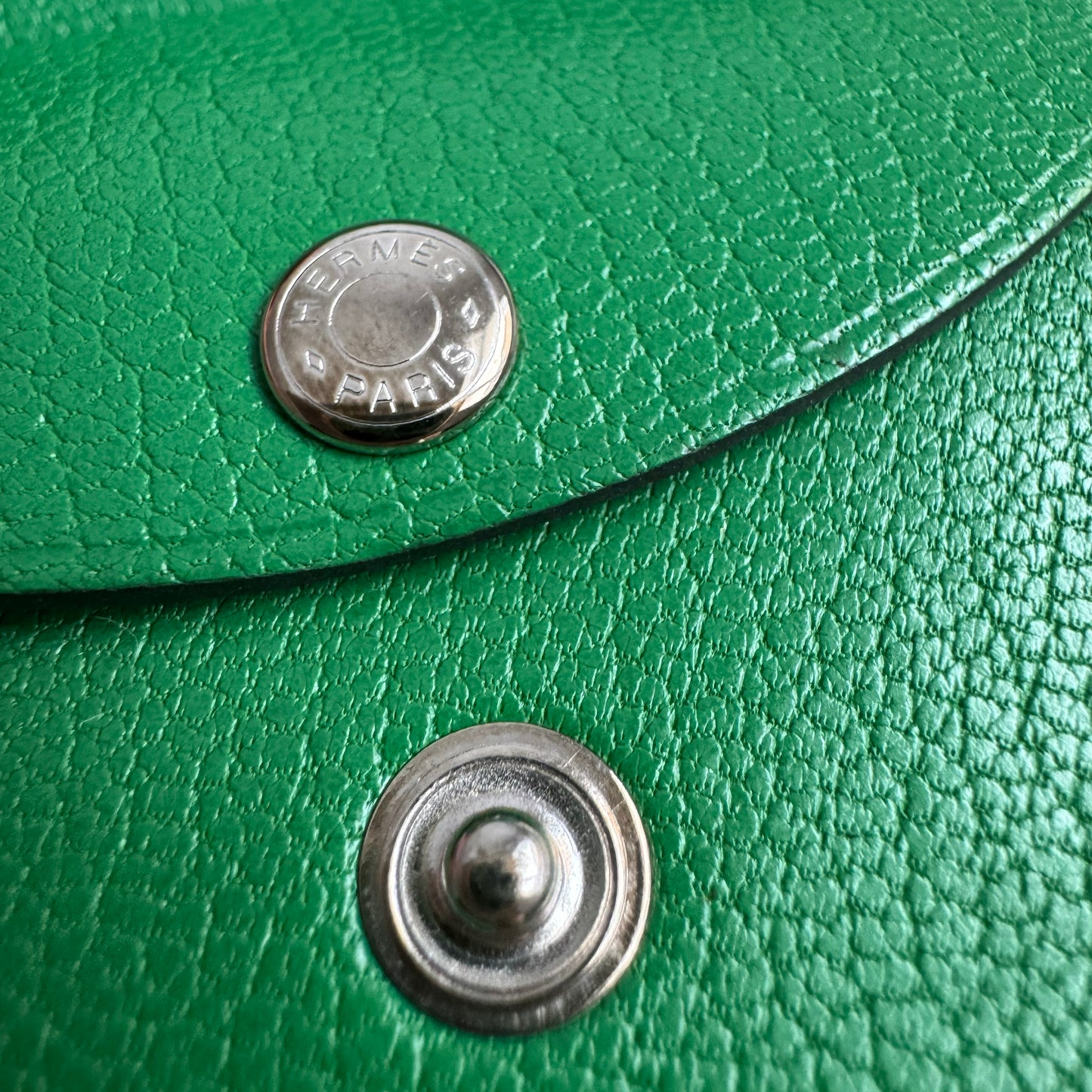 Hermes Duo Calvi Cardholder in Vert