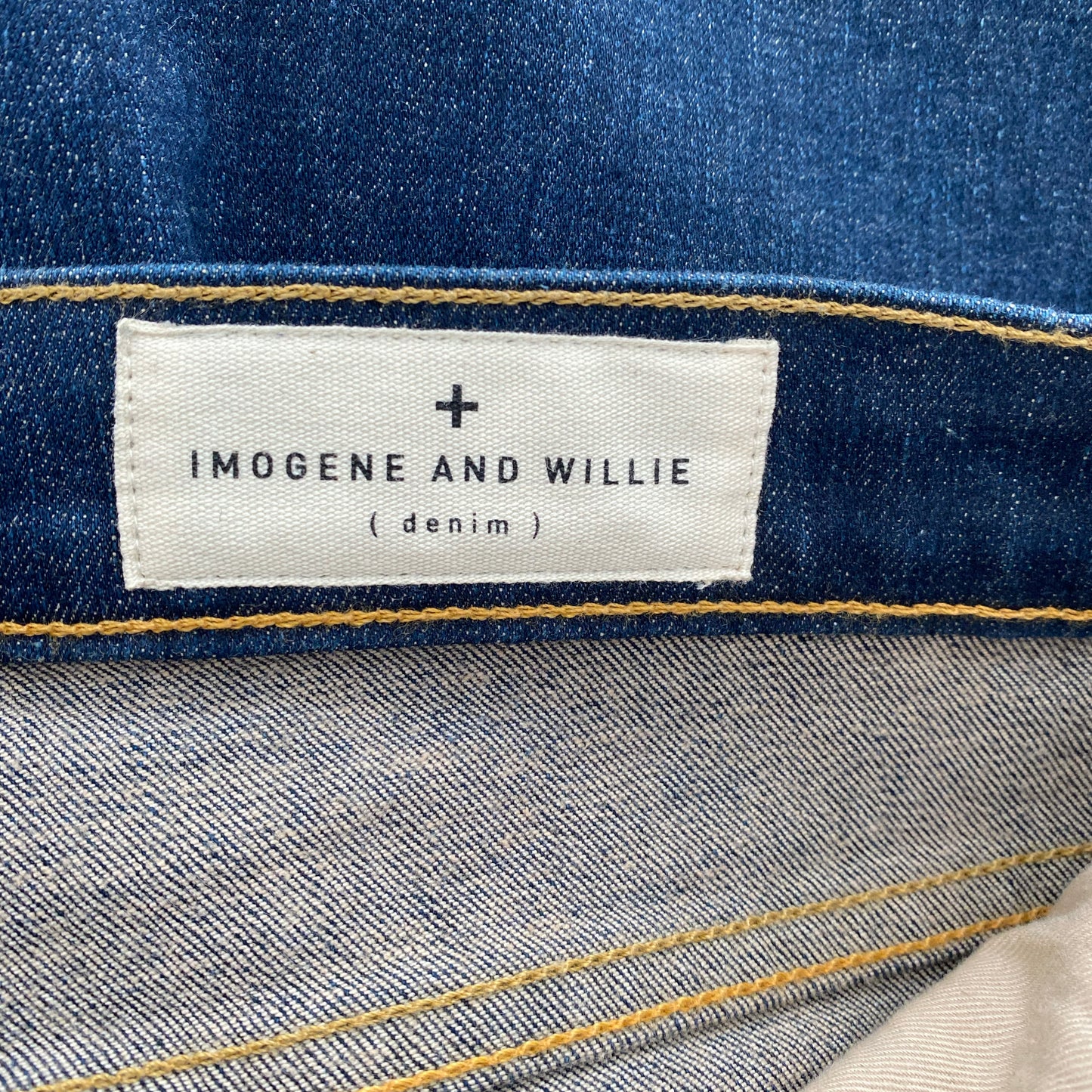 Imogene & Willie "Elizabeth" High Rise Skinny Jeans in Dark Denim, size 32