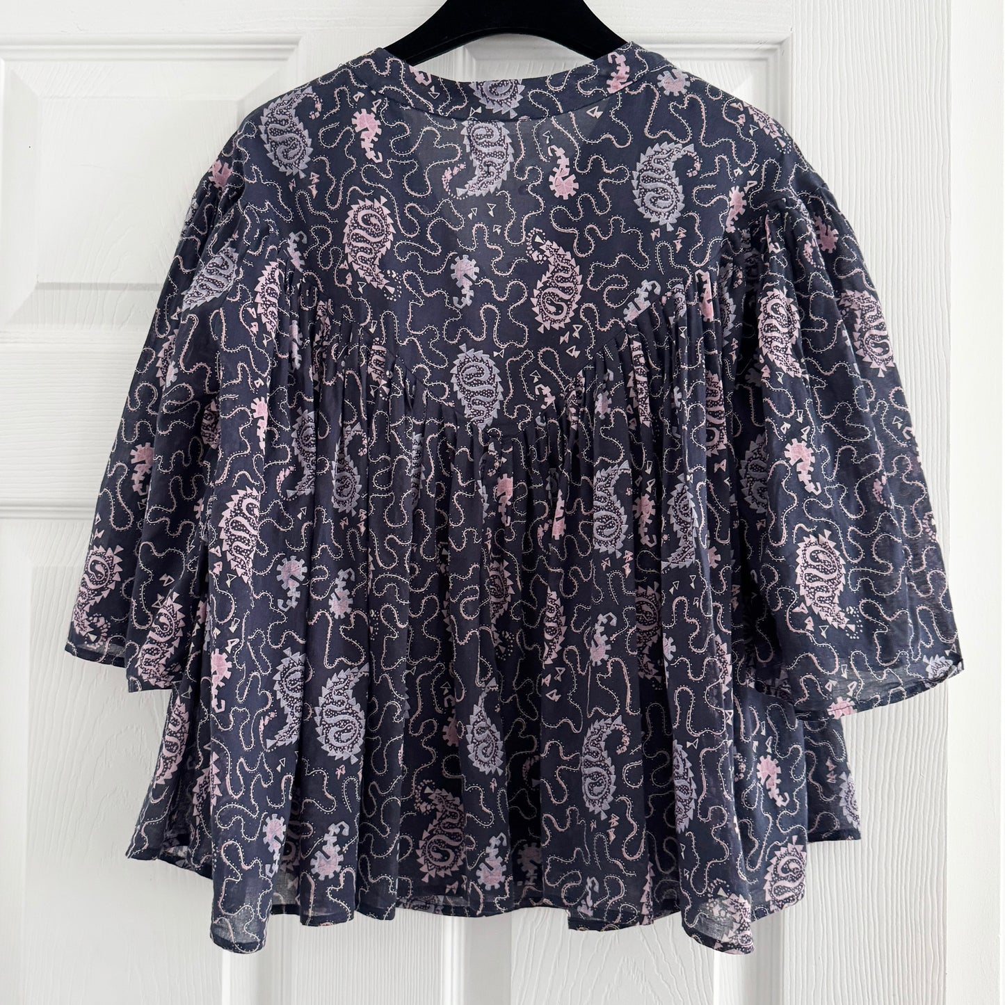 Isabel Marant Etoile "Algari" Printed Cotton Blouse in Purple, size 36 (size small)