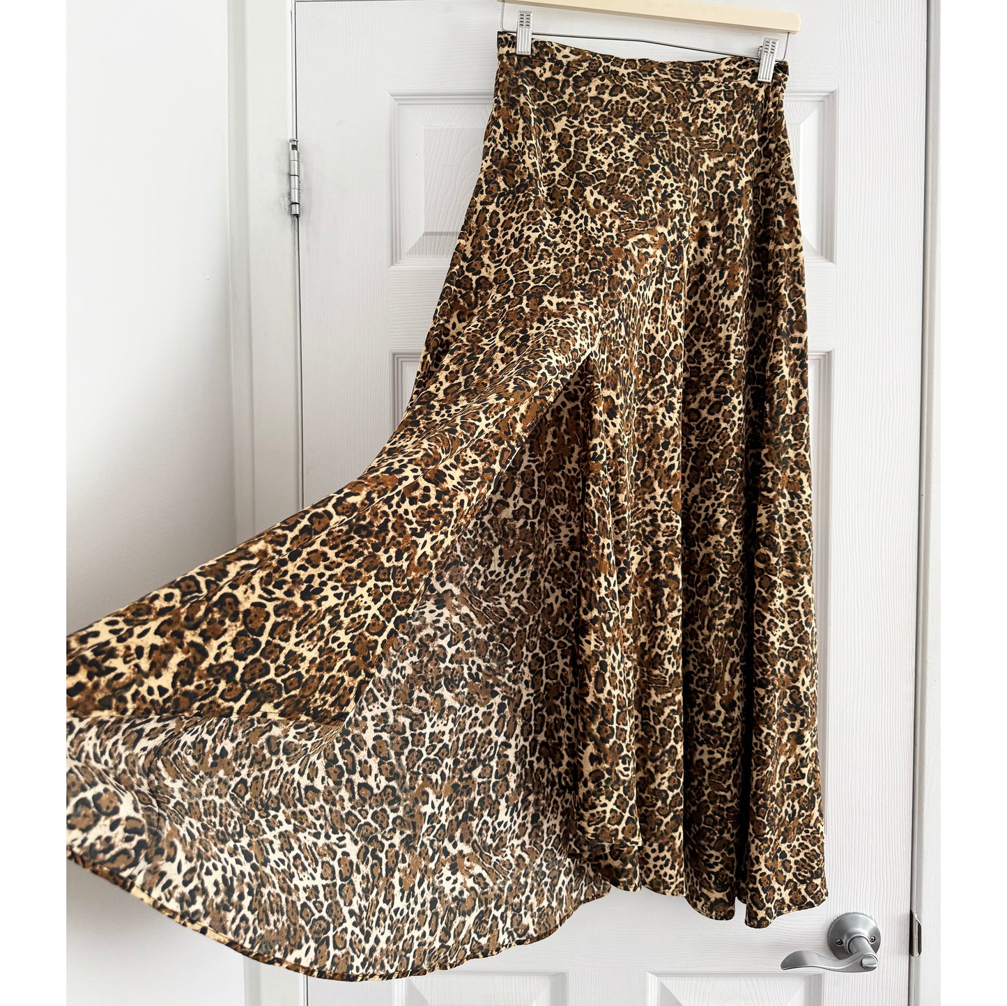 Isabel Marant "Sakura" Leopard Printed Silk Skirt, size 38 (fits size 4)