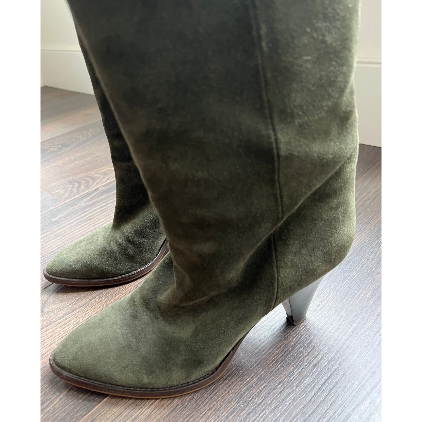Isabel Marant "Rouxy" Suede Boots in Khaki, size 38 (fits size 7)