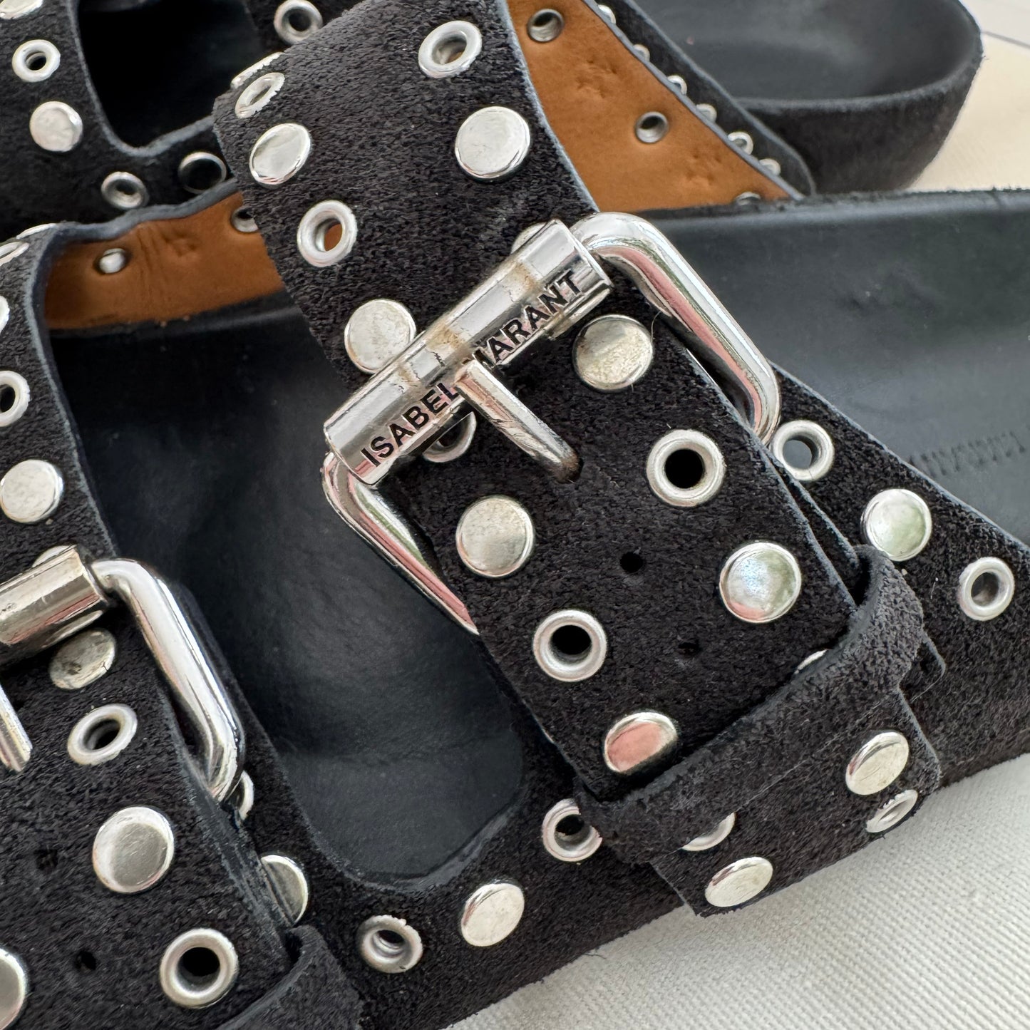 Claquettes Isabel Marant Lennyo en noir délavé, taille 35