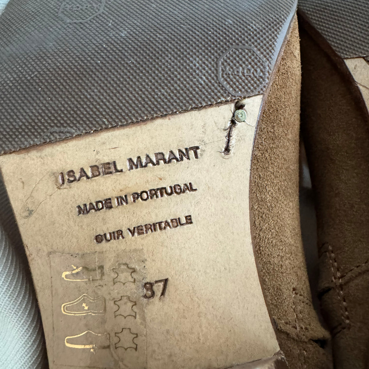 Bottines "Dacken" en daim taupe Isabel Marant, taille 39