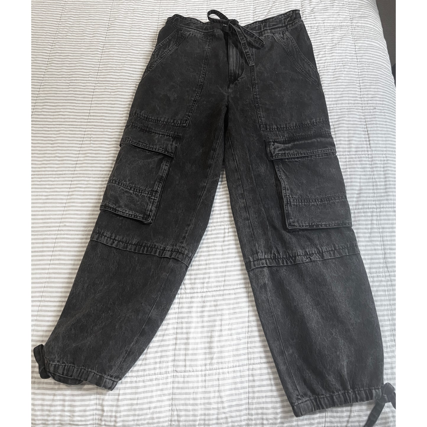 Isabel Marant Etoile "Ivy" Cargo Jean in Black, size 34 (fits size 2/4)