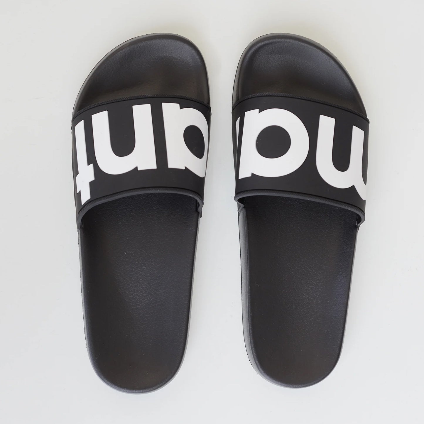 Claquettes Isabel Marant Hellea en noir, taille 35