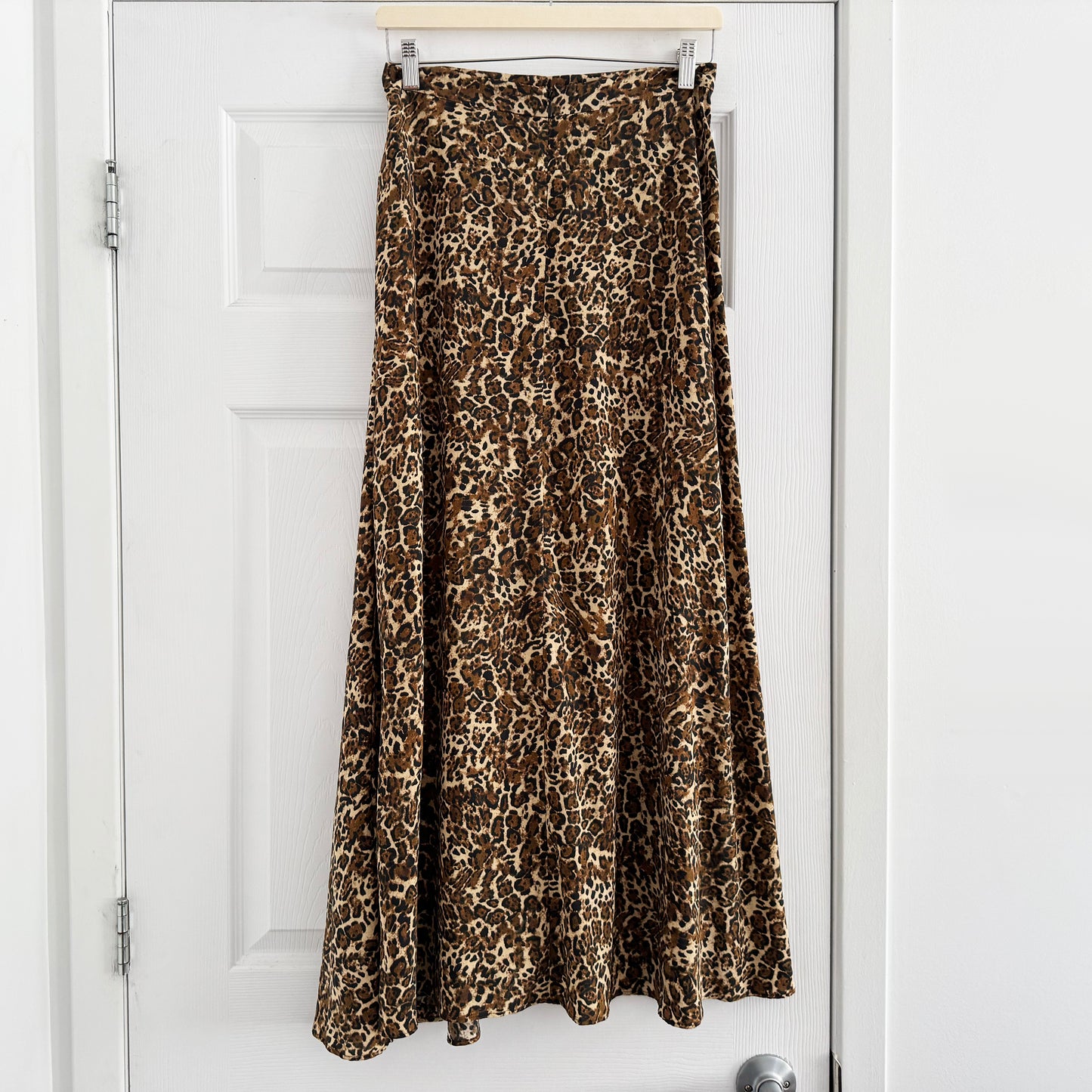 Isabel Marant "Sakura" Leopard Printed Silk Skirt, size 38 (fits size 4)