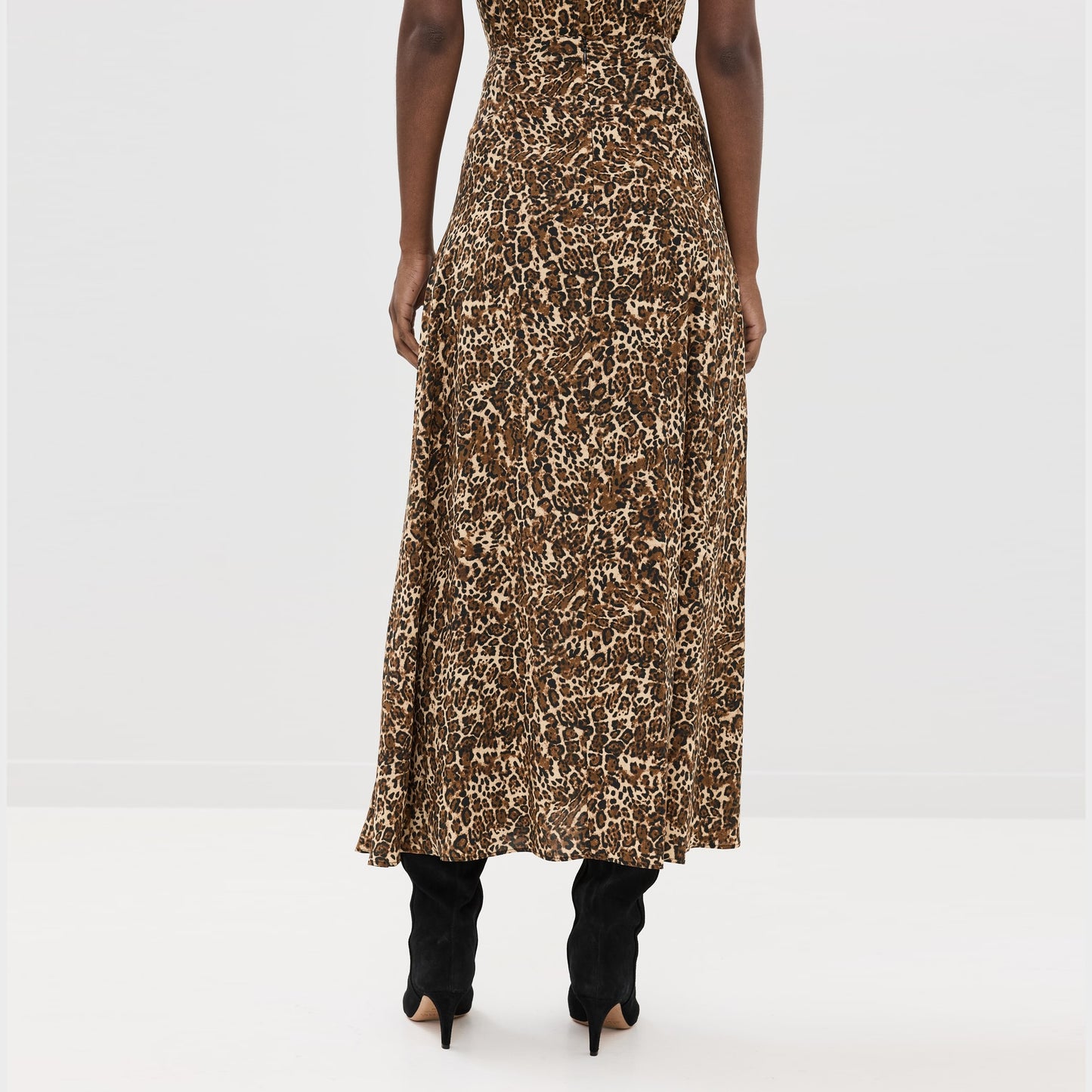 Isabel Marant "Sakura" Leopard Printed Silk Skirt, size 38 (fits size 4)