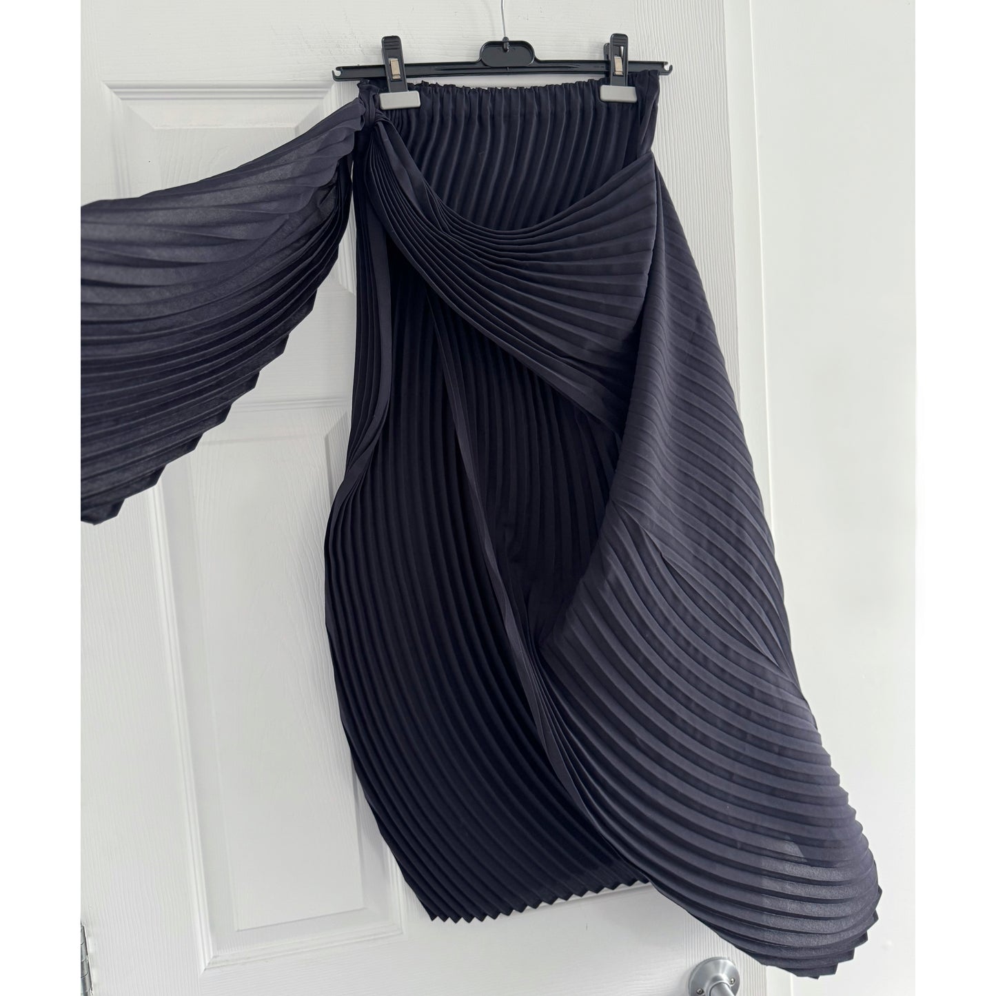 Issey Miyake Pleated Wrap Skirt in Midnight Navy, size "2" (fits size Small ish)