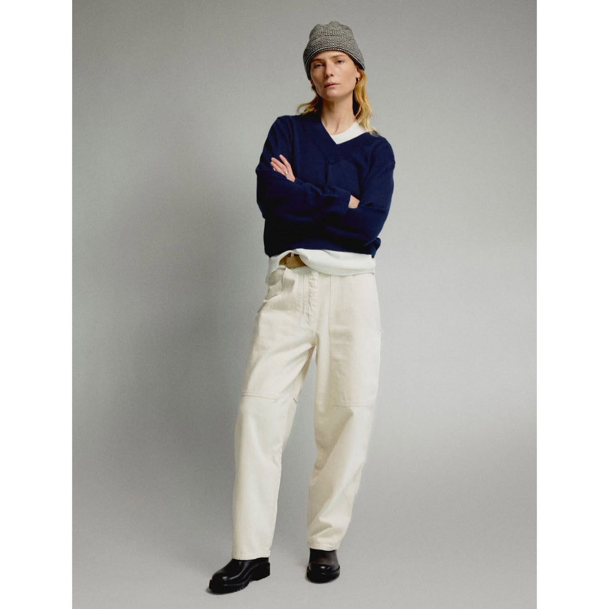 James Street Cargo Barrel Leg Jean in Natural, size 27
