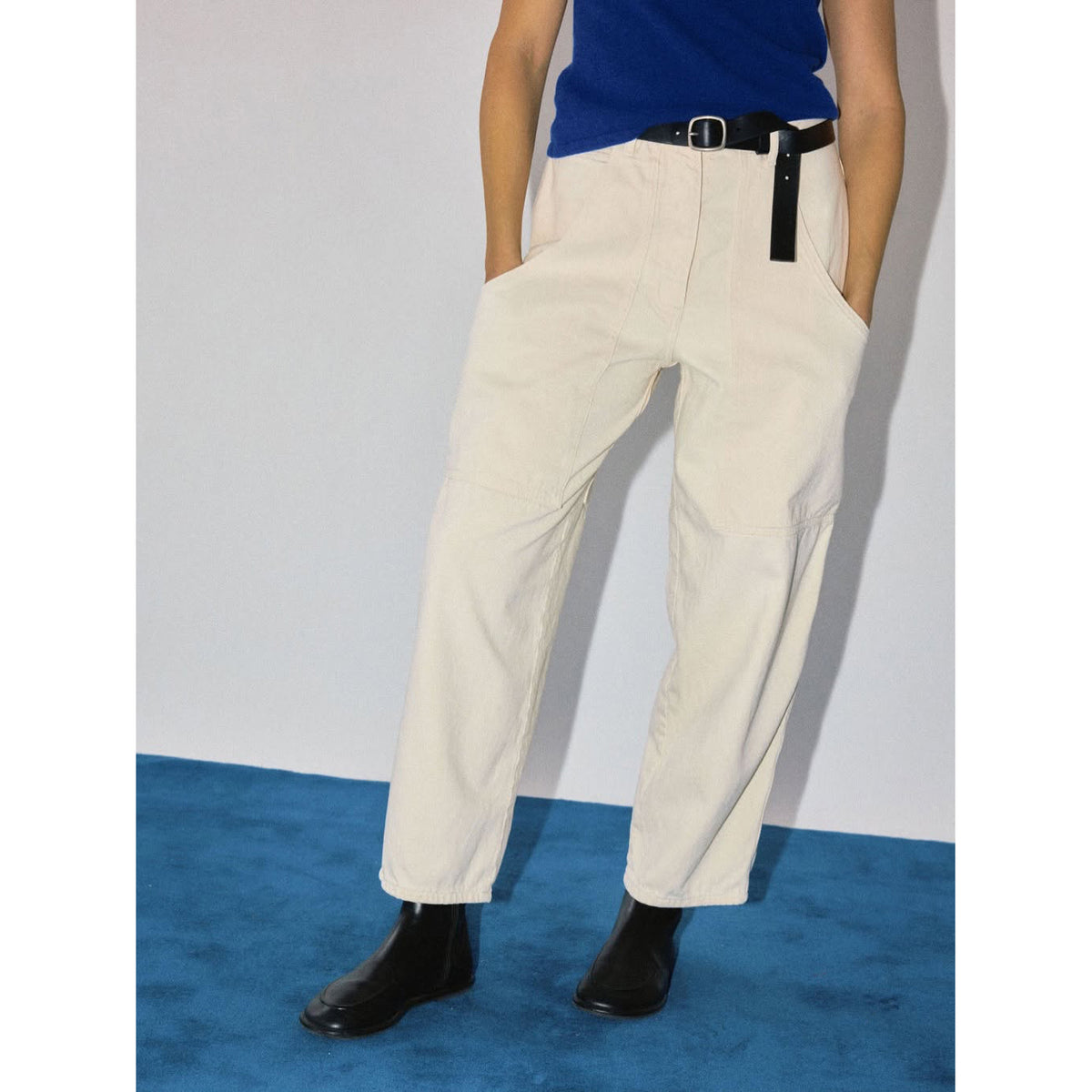 James Street Cargo Barrel Leg Jean in Natural, size 27