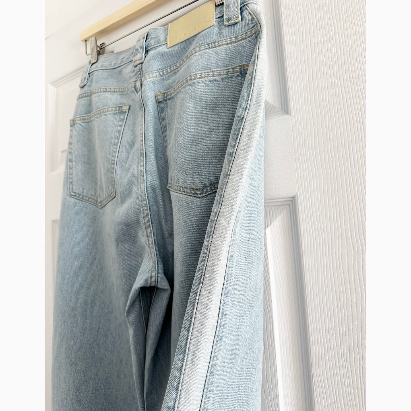 James Street Track Jean in Faded Blue, size 28