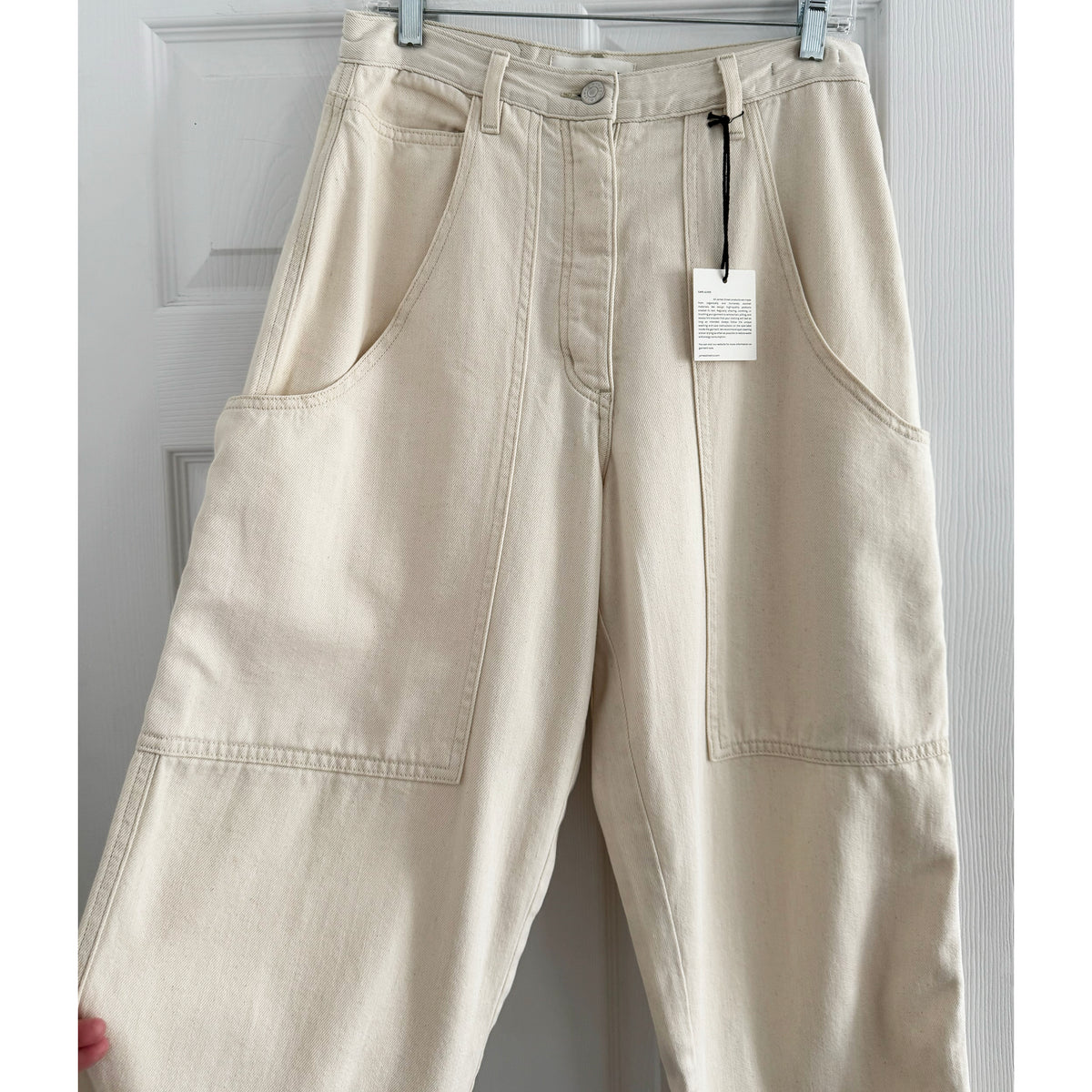 James Street Cargo Barrel Leg Jean in Natural, size 27