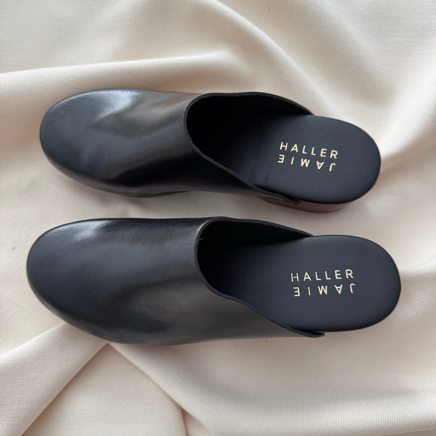 Jamie Haller Clogs in Black, size 37